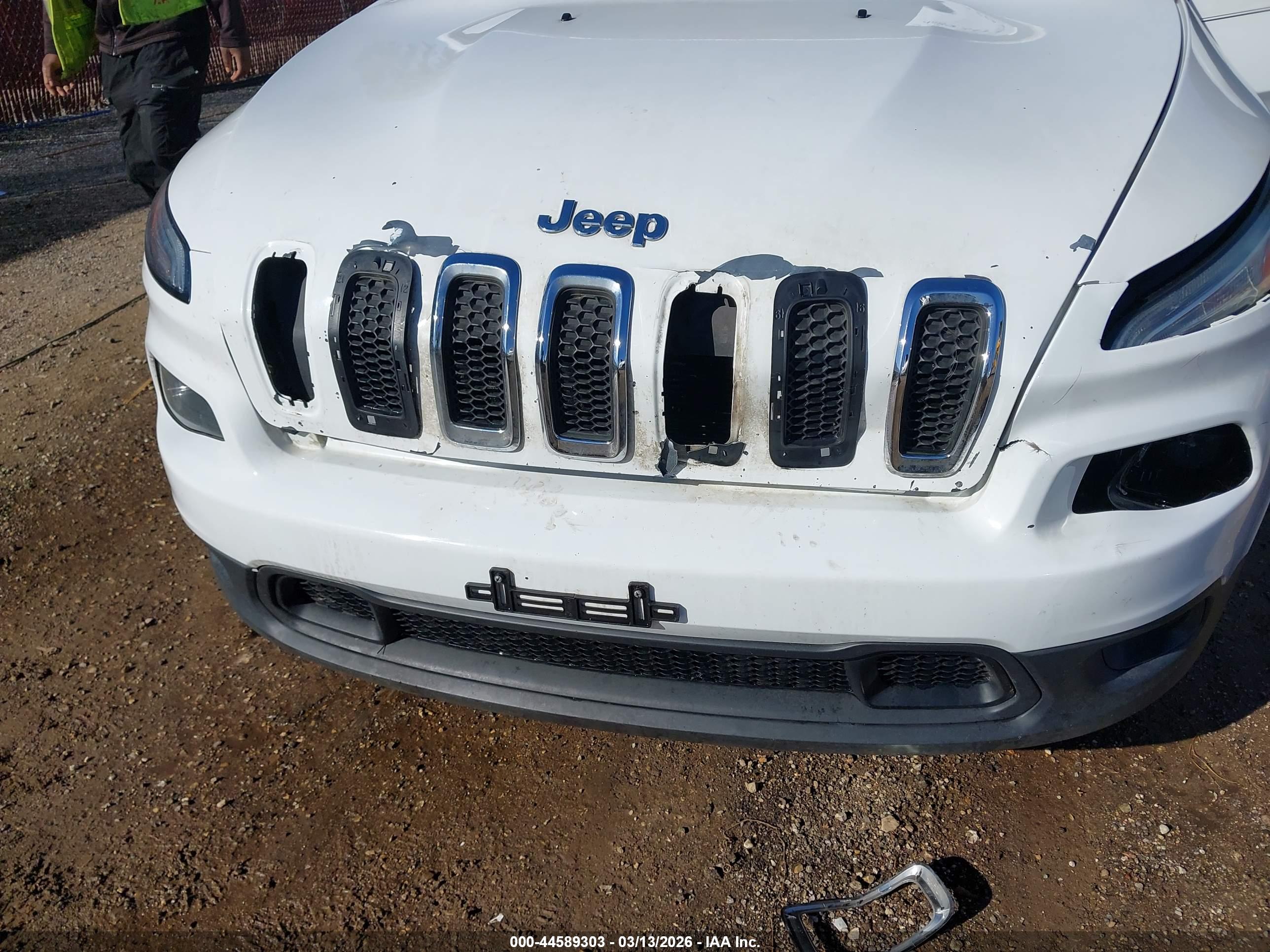 JEEP CHEROKEE image 6