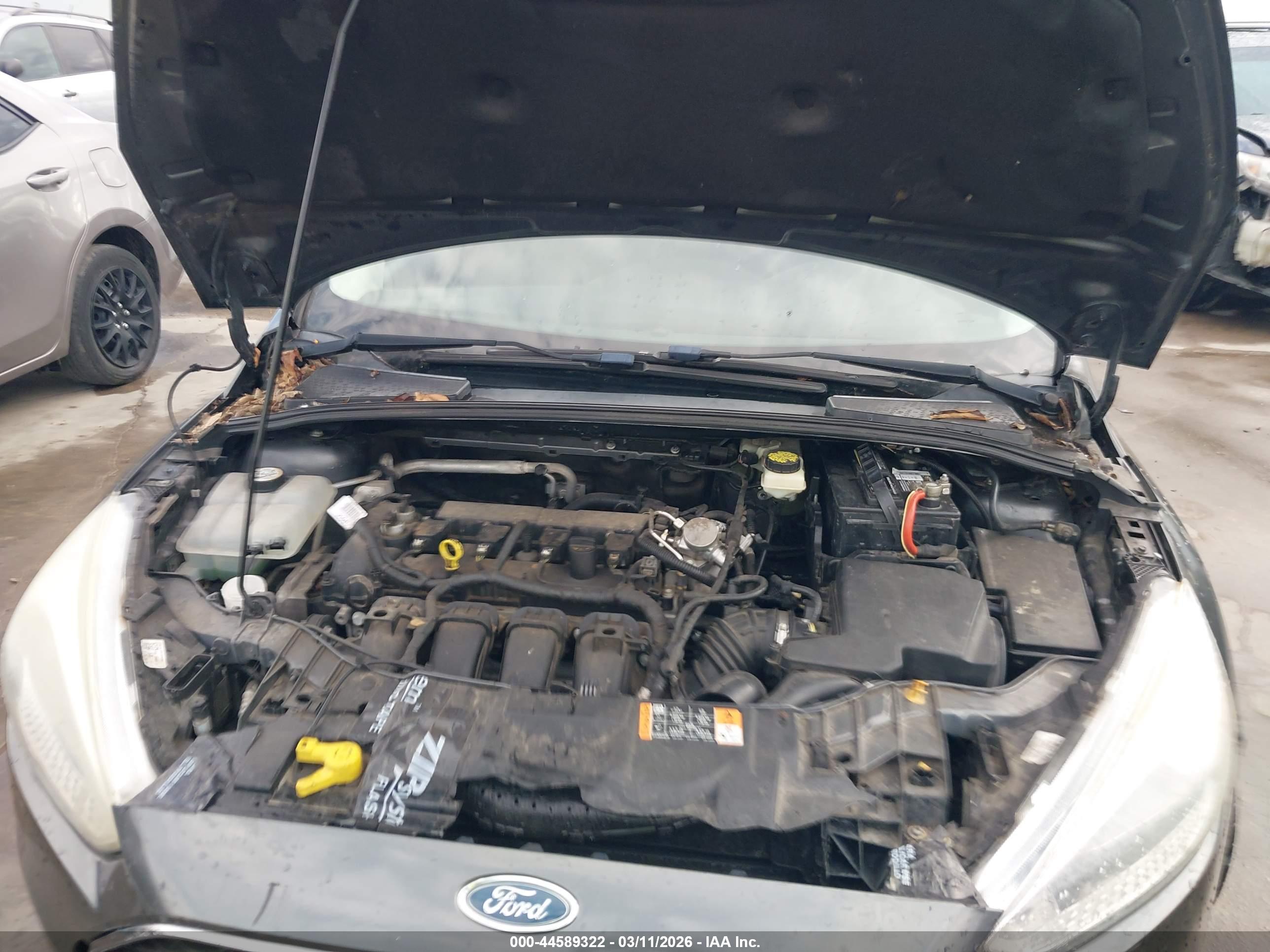 FORD FOCUS image 10