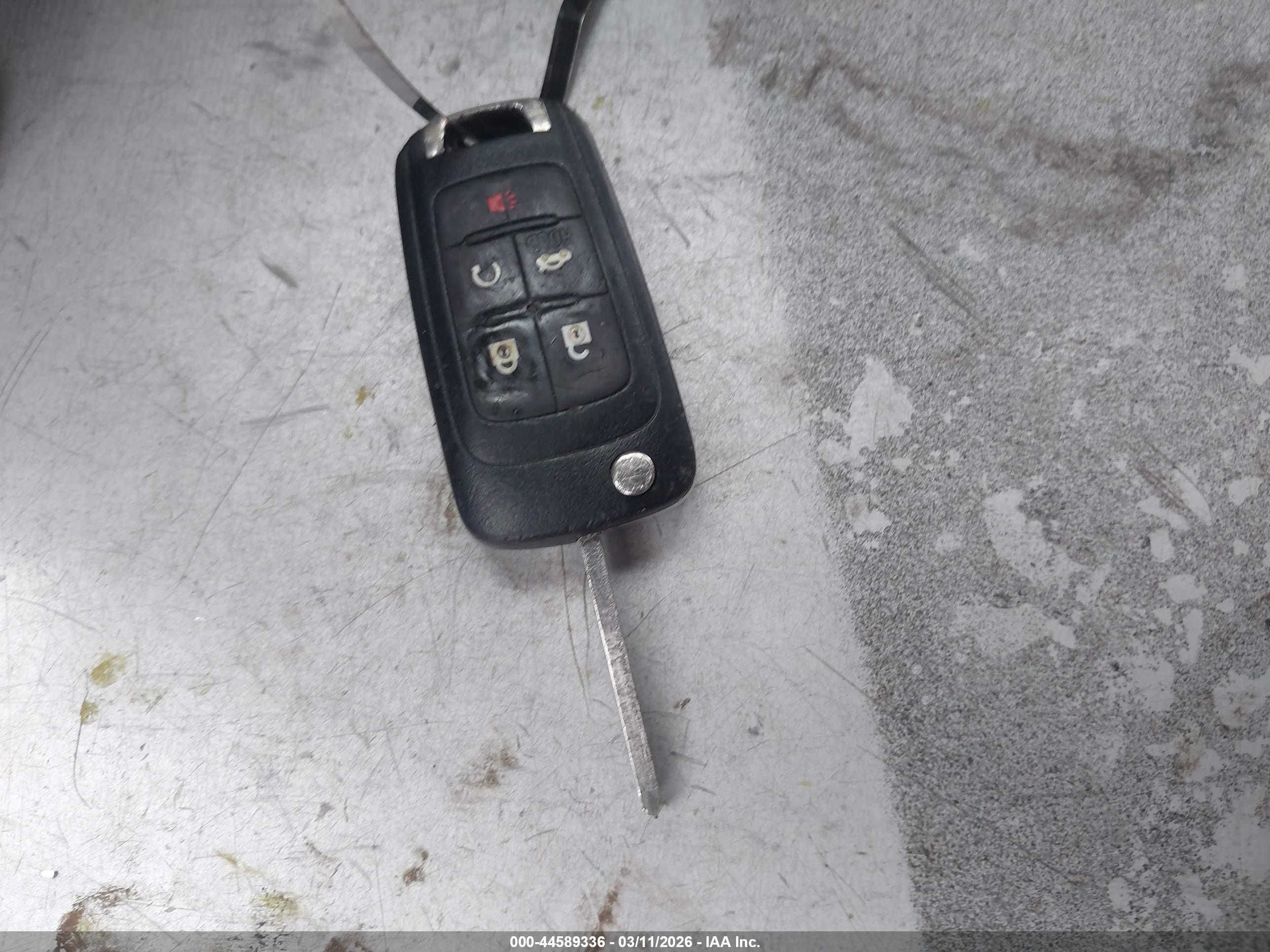 CHEVROLET EQUINOX image 11