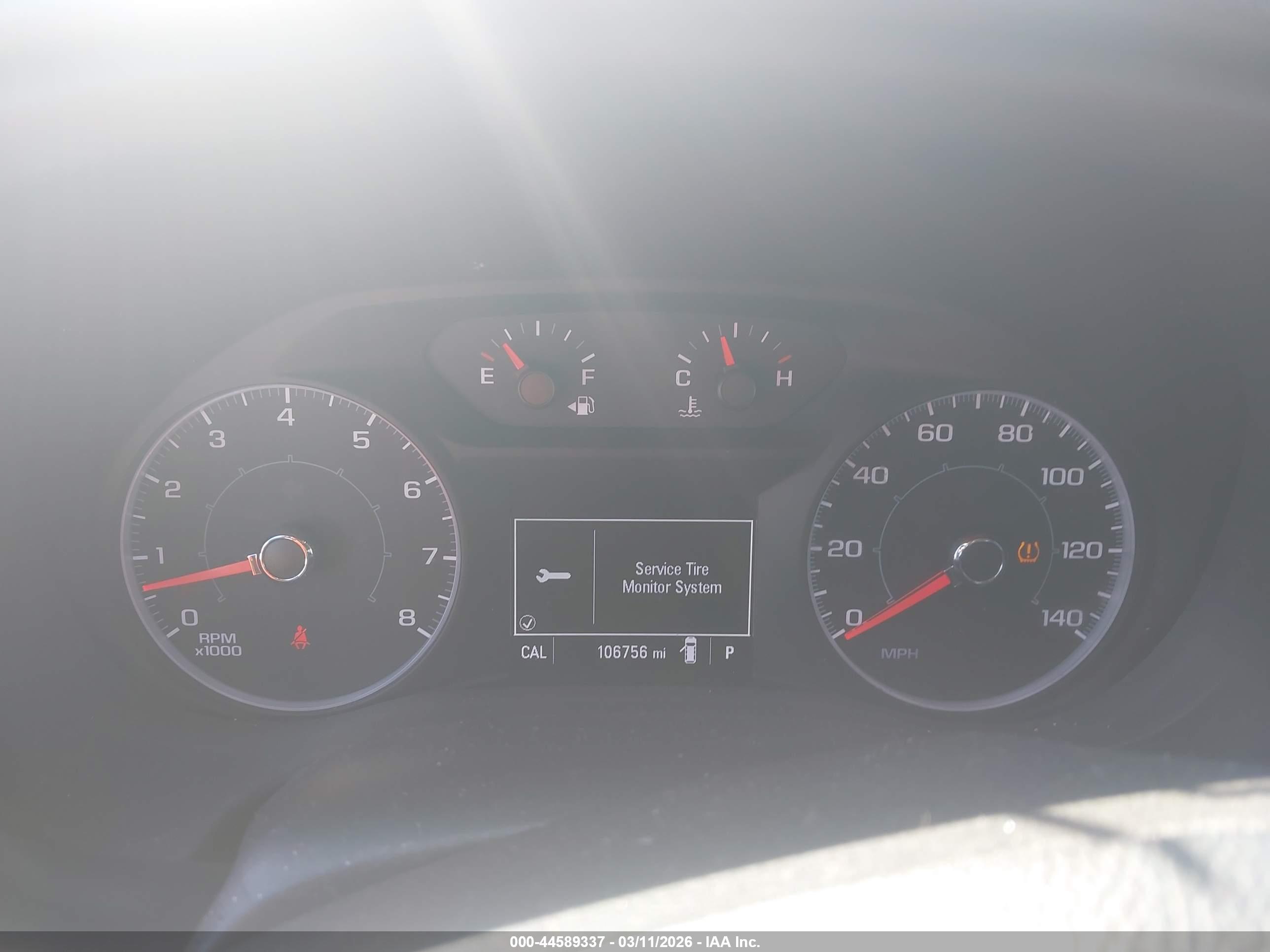 GMC ACADIA image 7