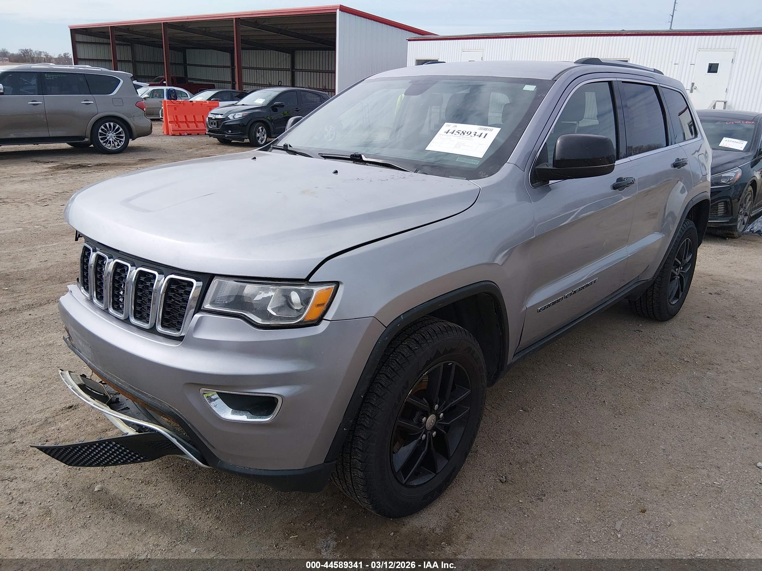 JEEP GRAND image 2