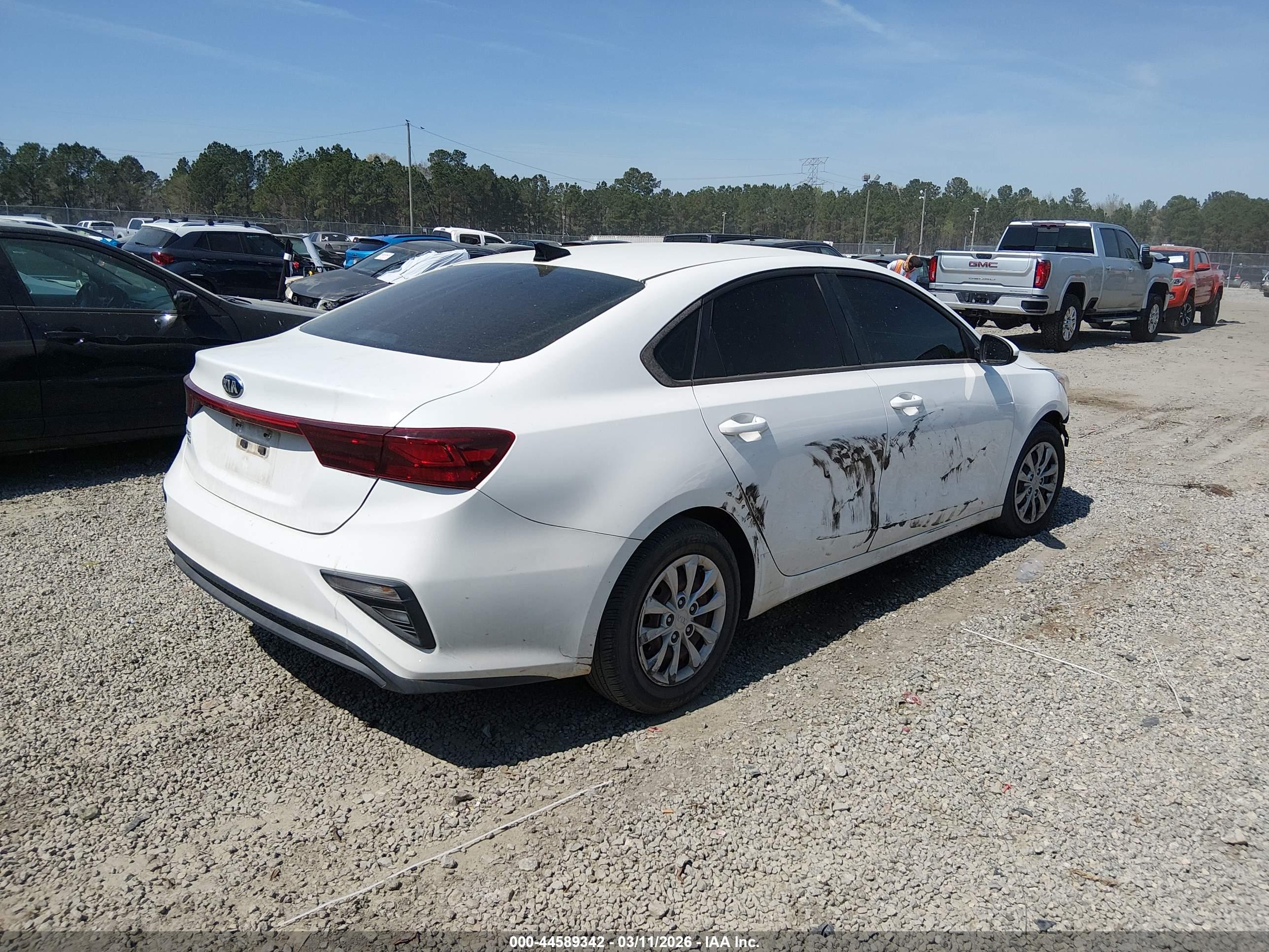 KIA FORTE image 4