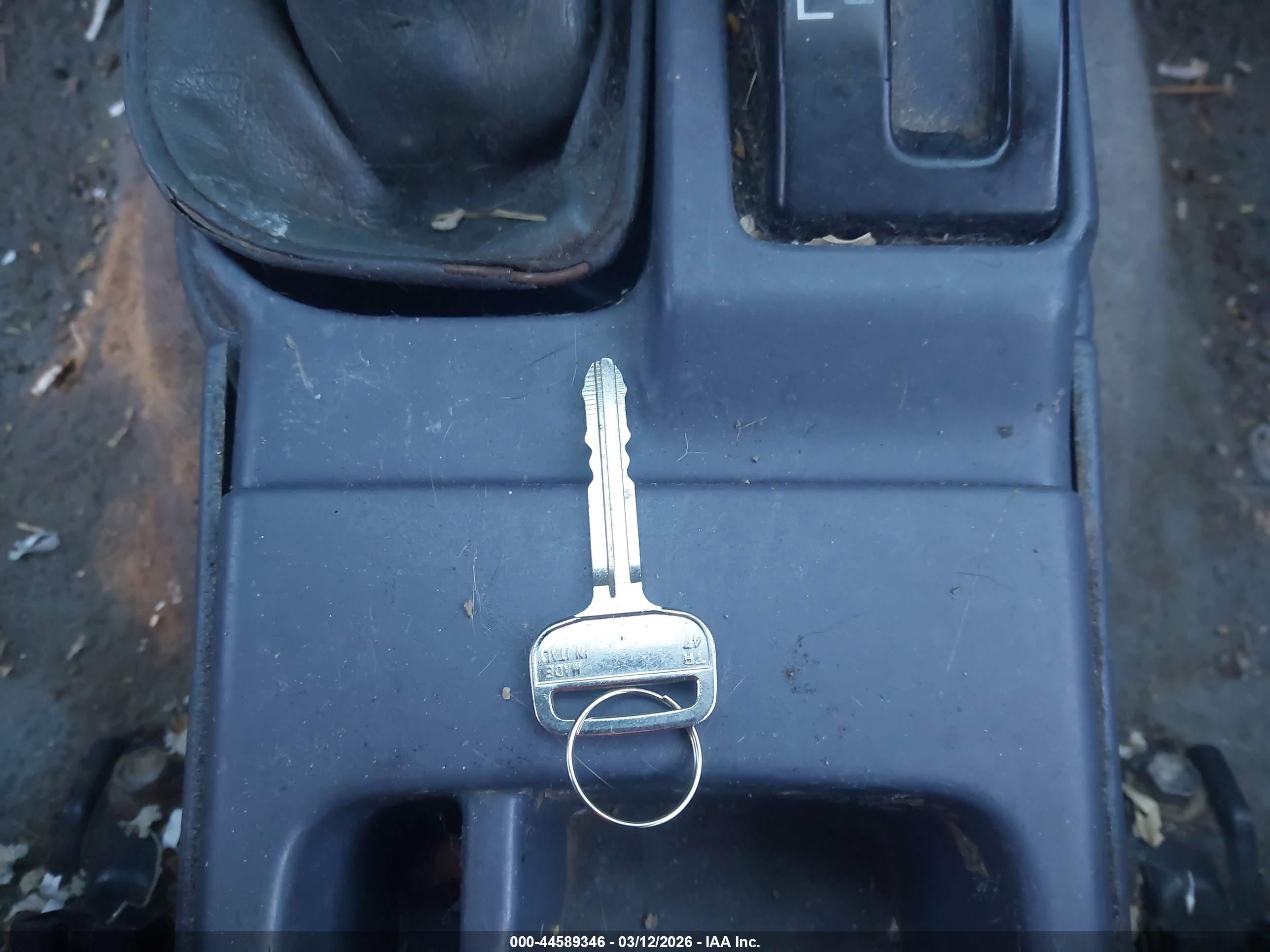TOYOTA TACOMA image 11