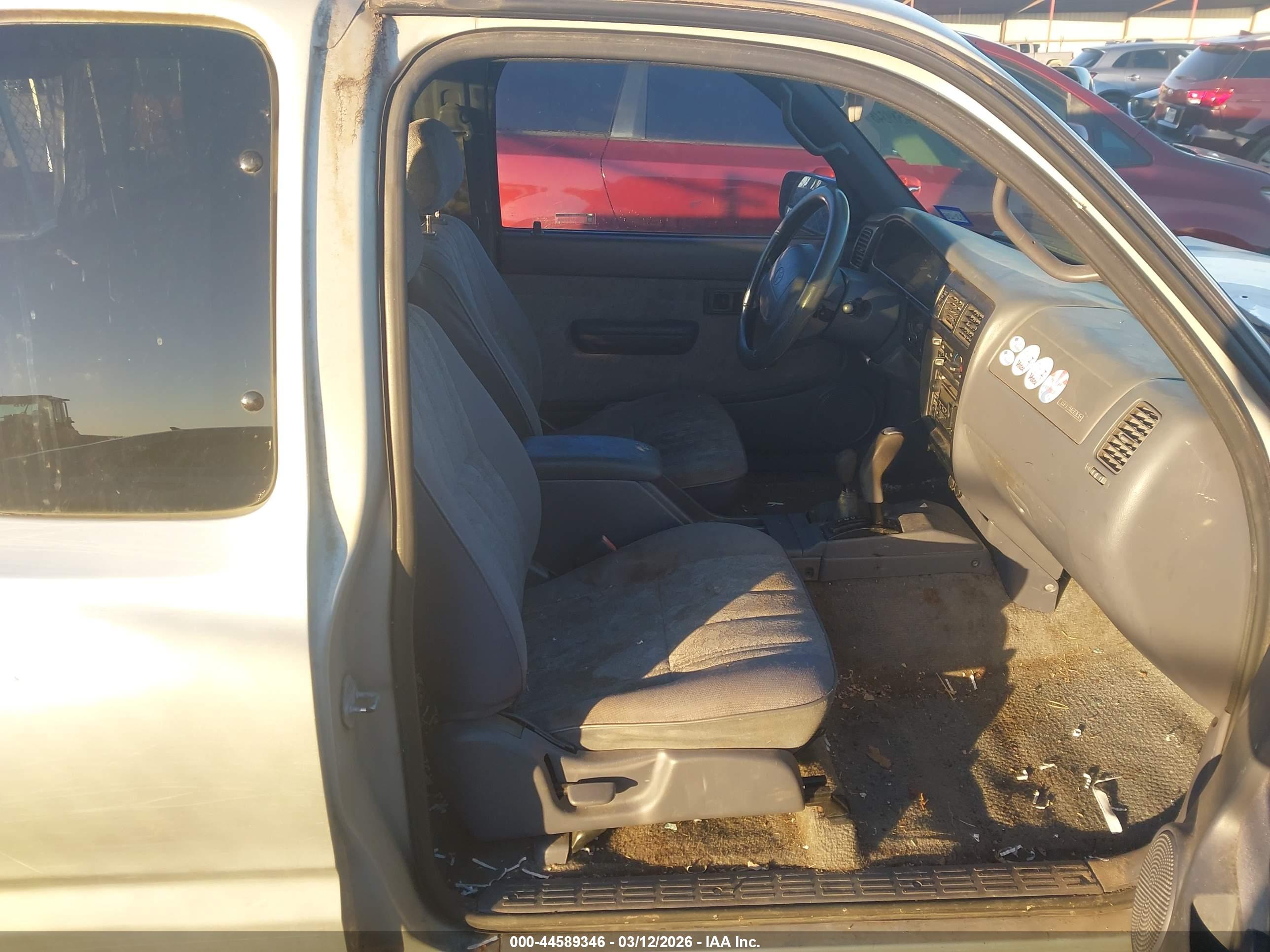 TOYOTA TACOMA image 5