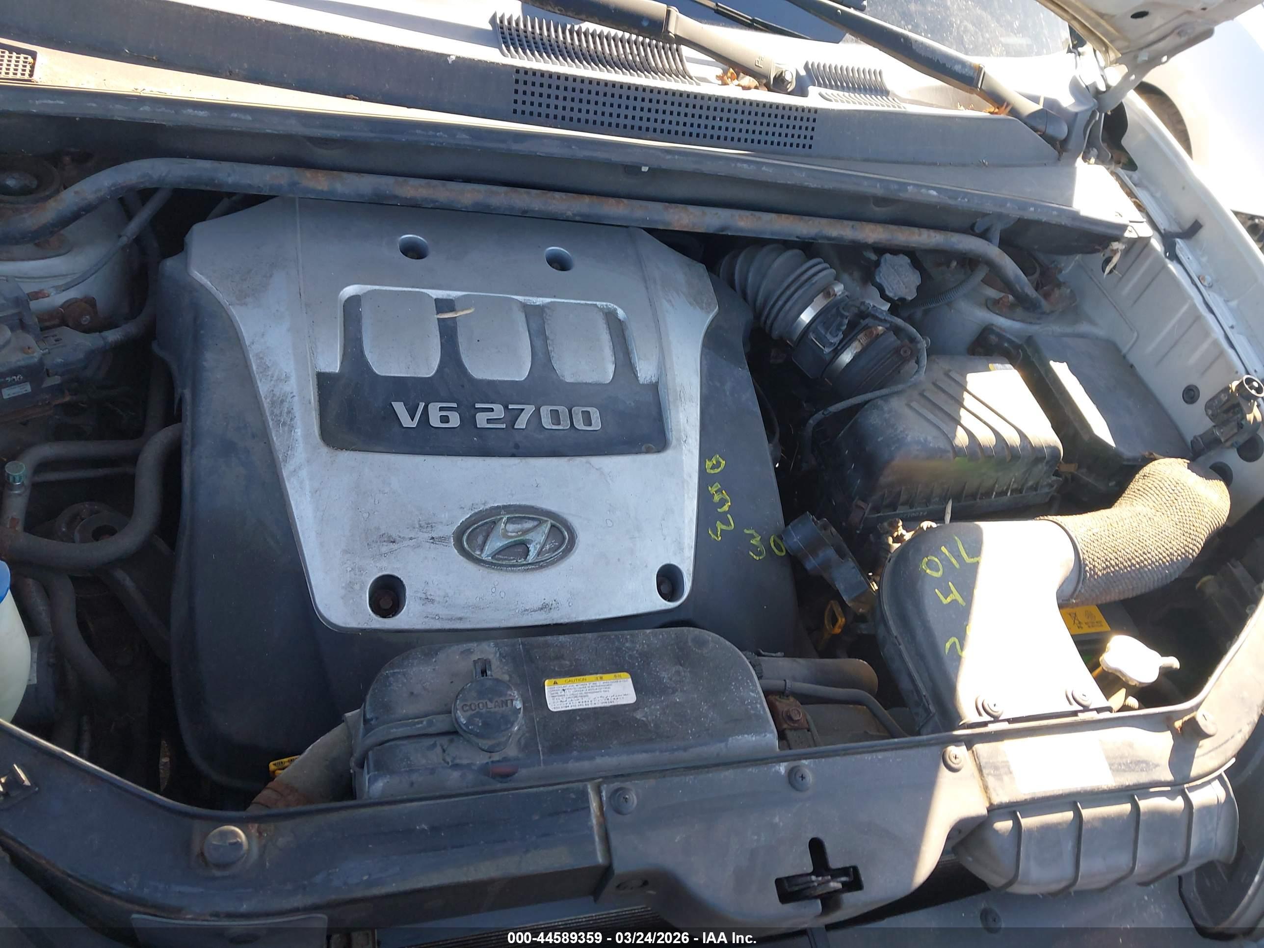 HYUNDAI TUCSON image 10