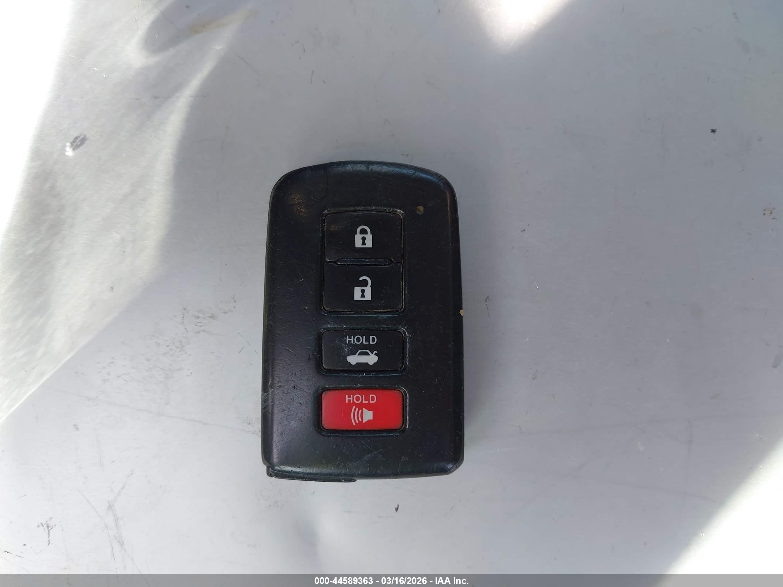 TOYOTA COROLLA image 11