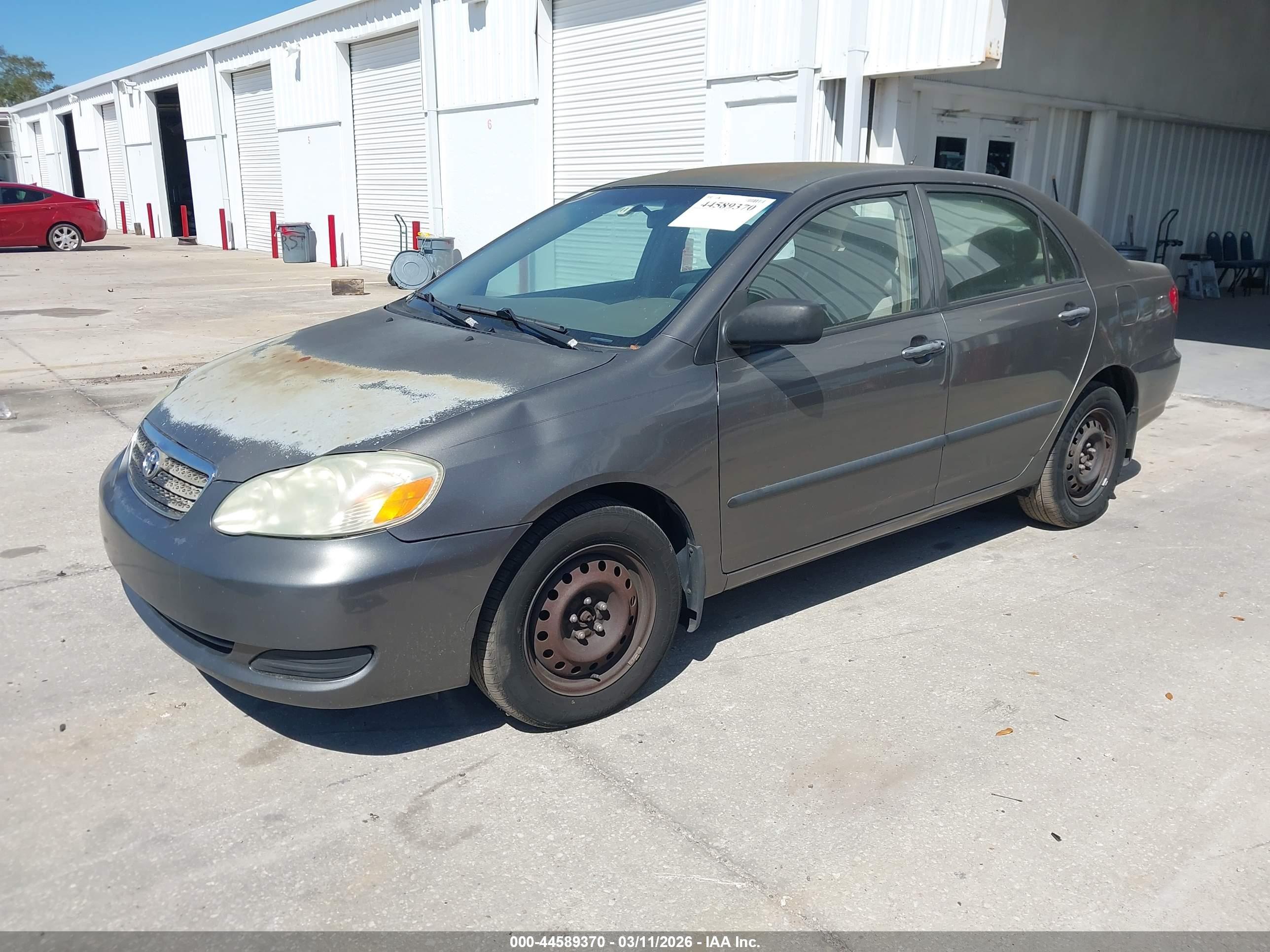 TOYOTA COROLLA image 2
