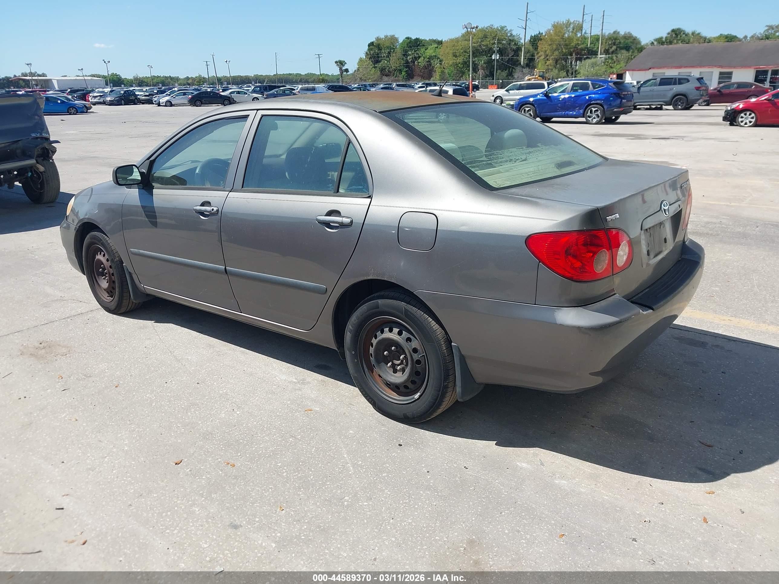 TOYOTA COROLLA image 3