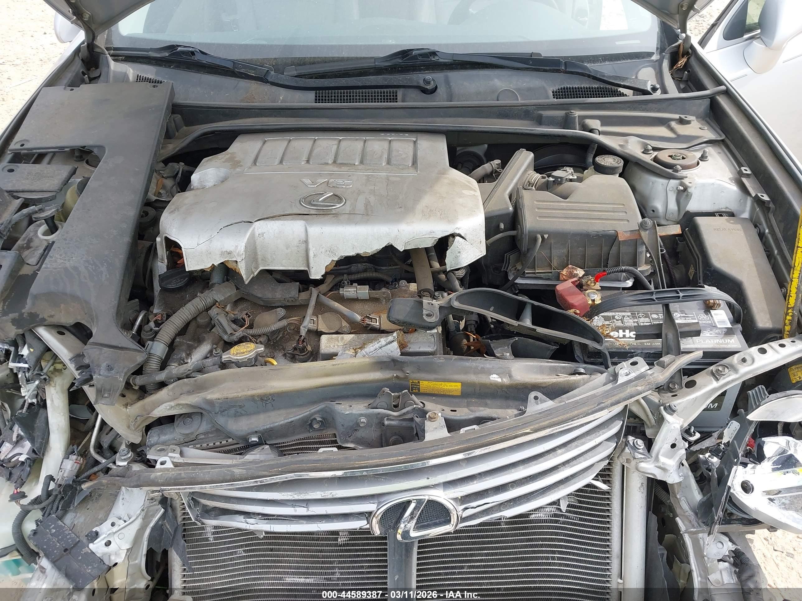 LEXUS ES image 10