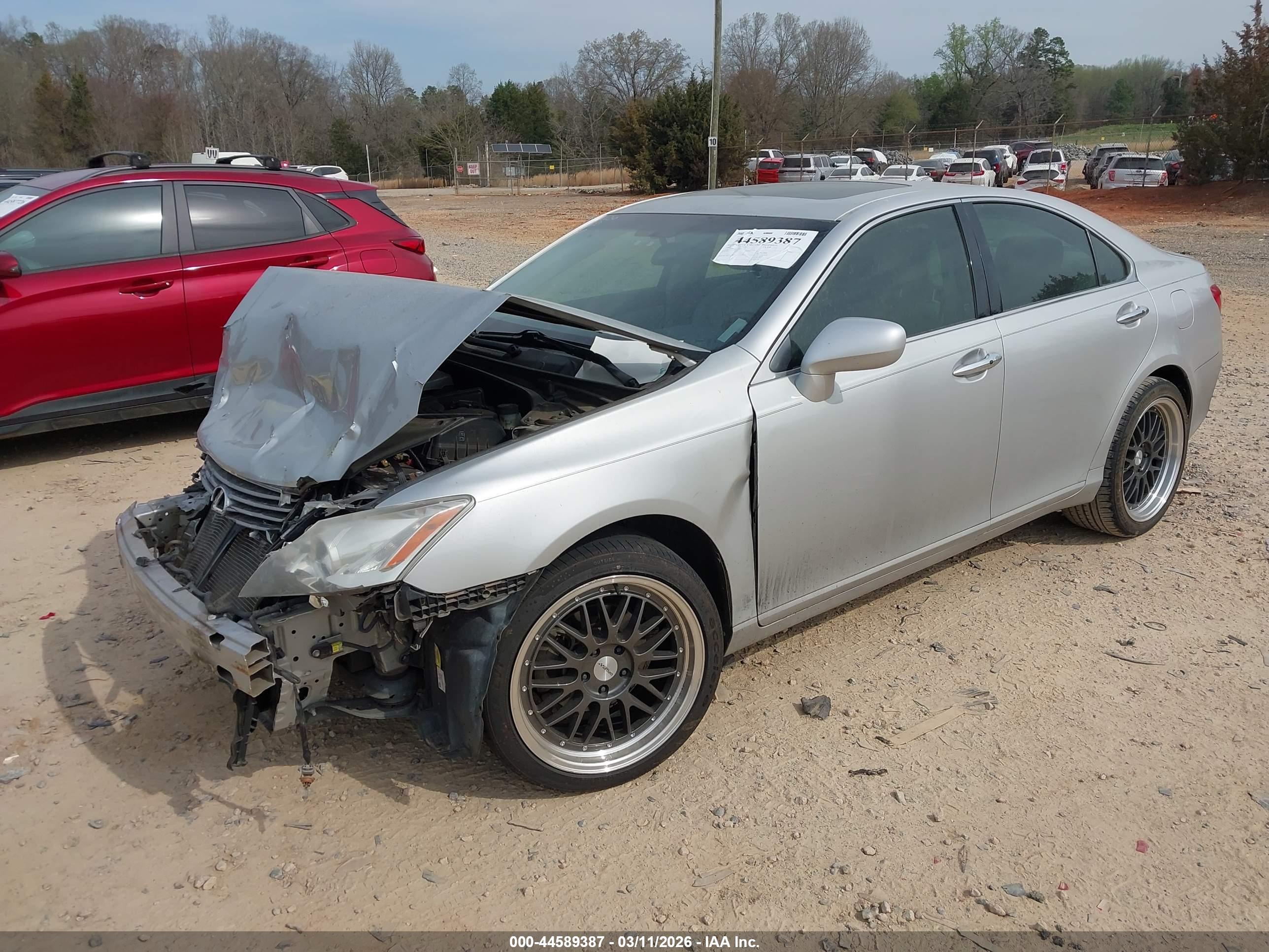 LEXUS ES image 2