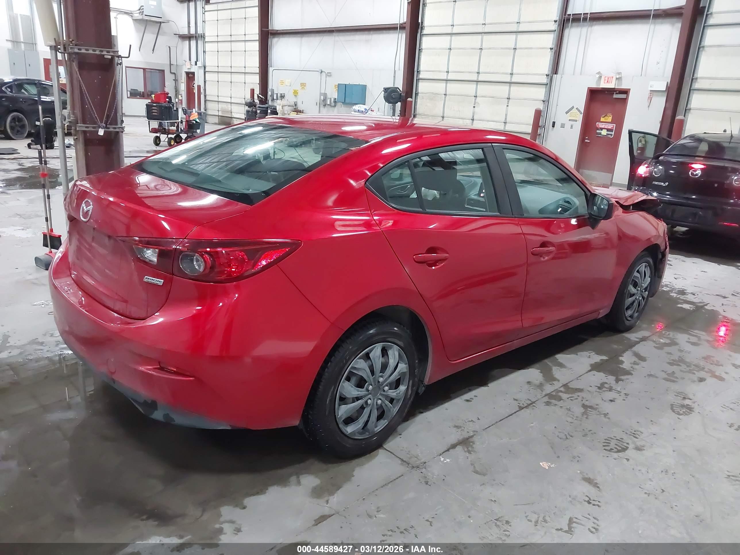 MAZDA MAZDA3 image 4