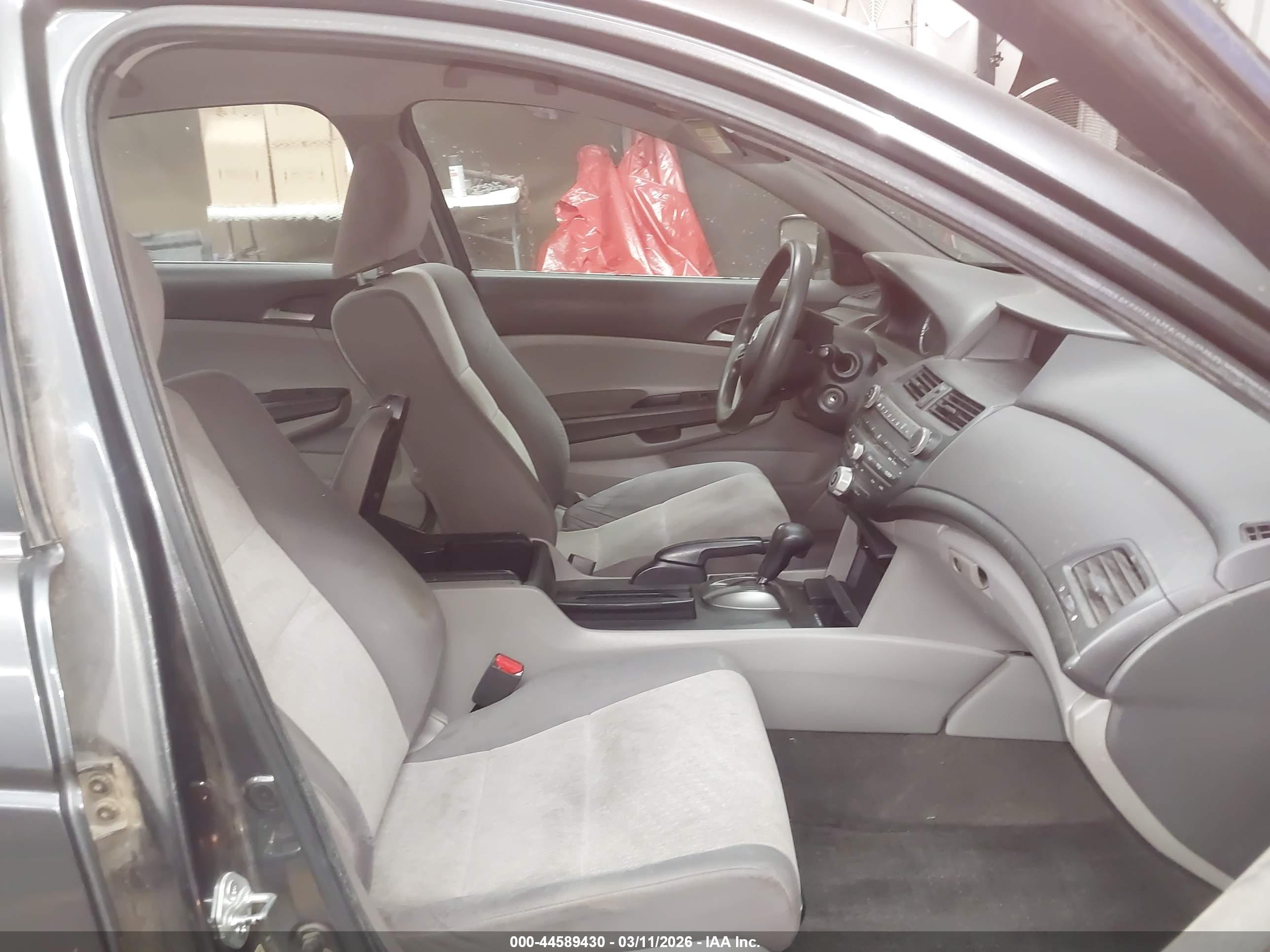 HONDA ACCORD image 5