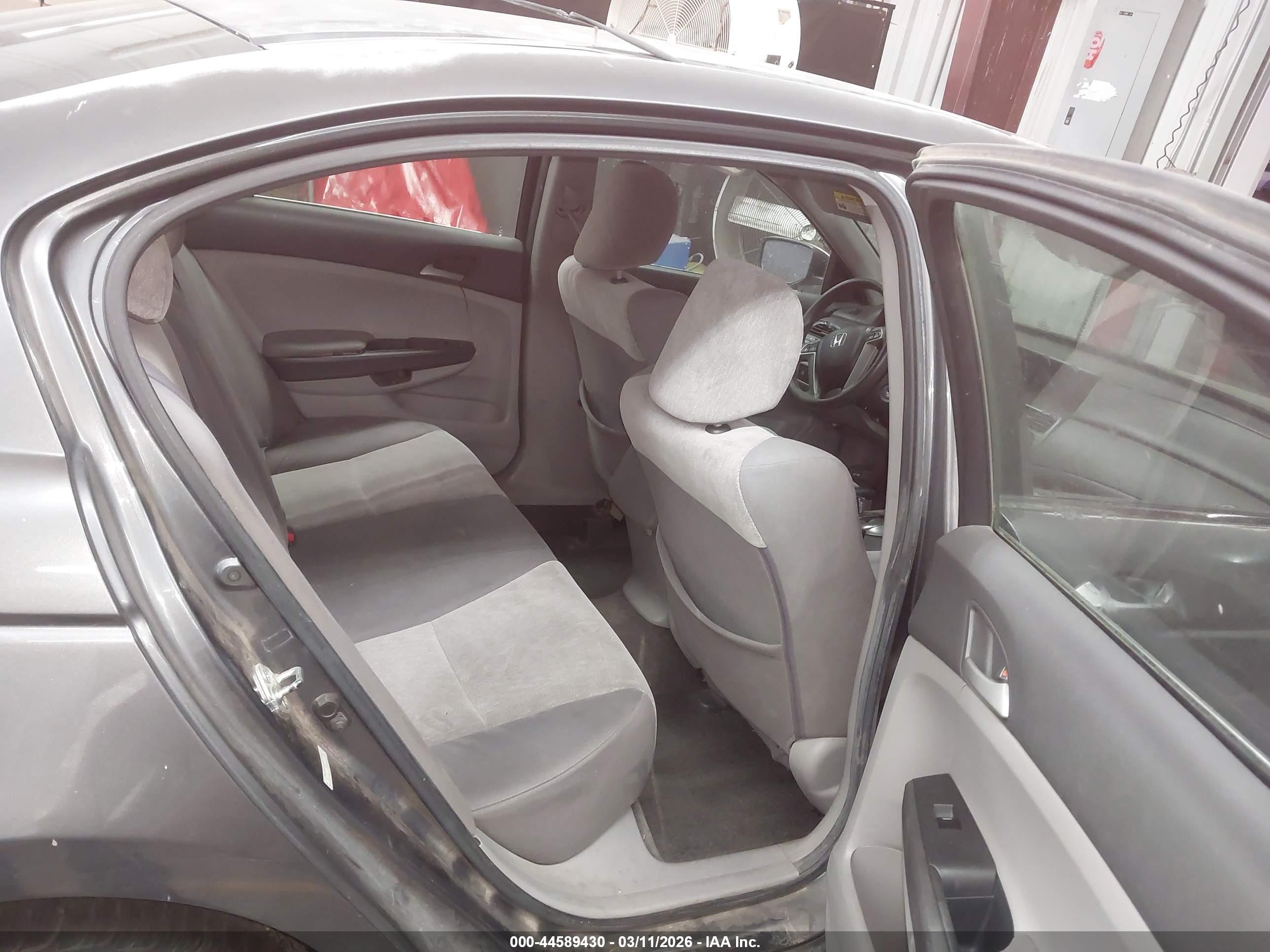 HONDA ACCORD image 8