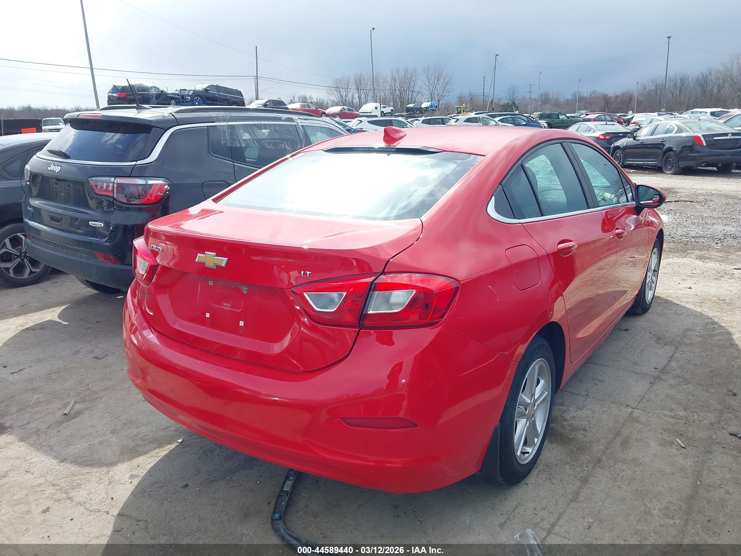 CHEVROLET CRUZE image 4