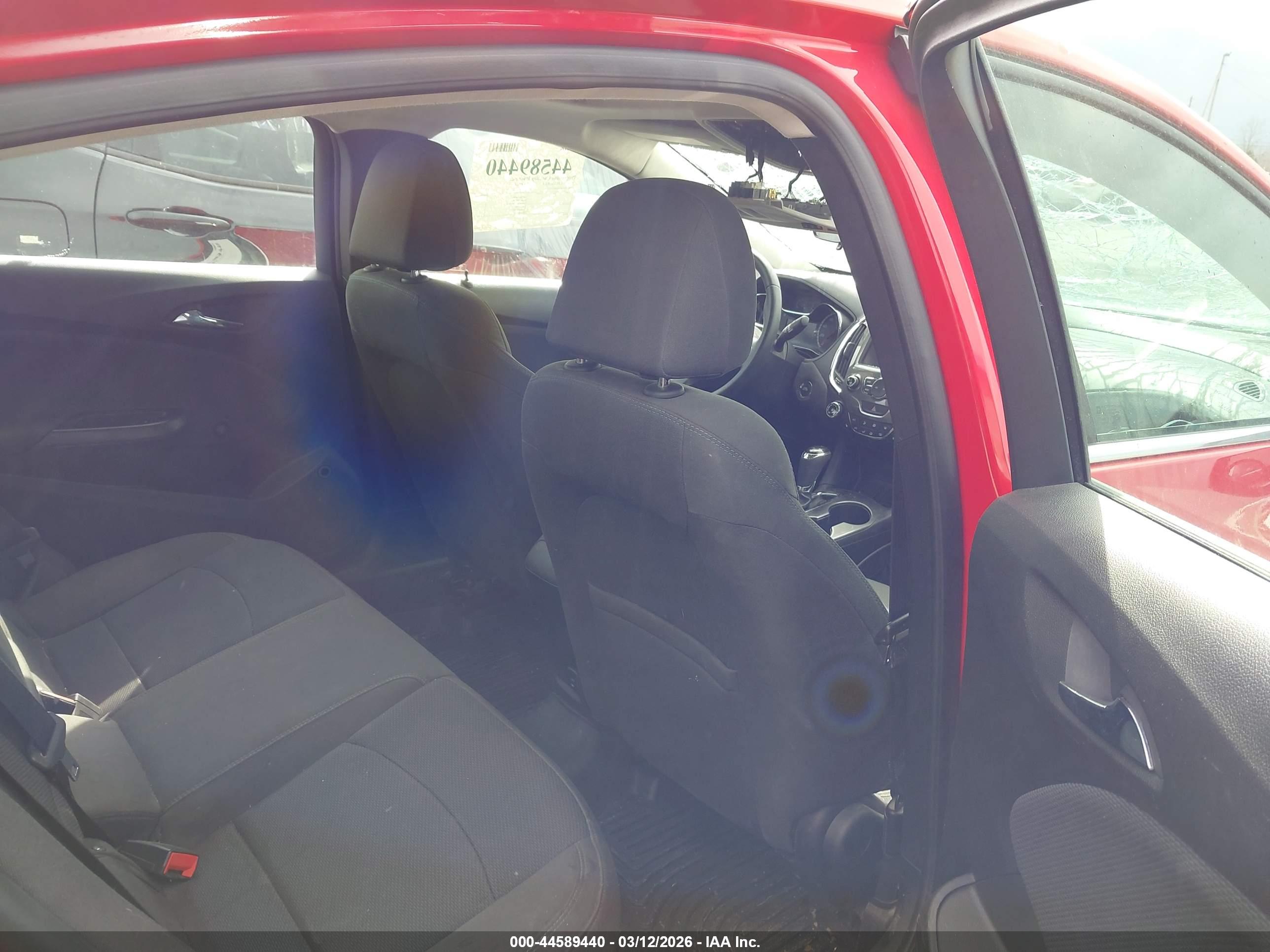 CHEVROLET CRUZE image 8