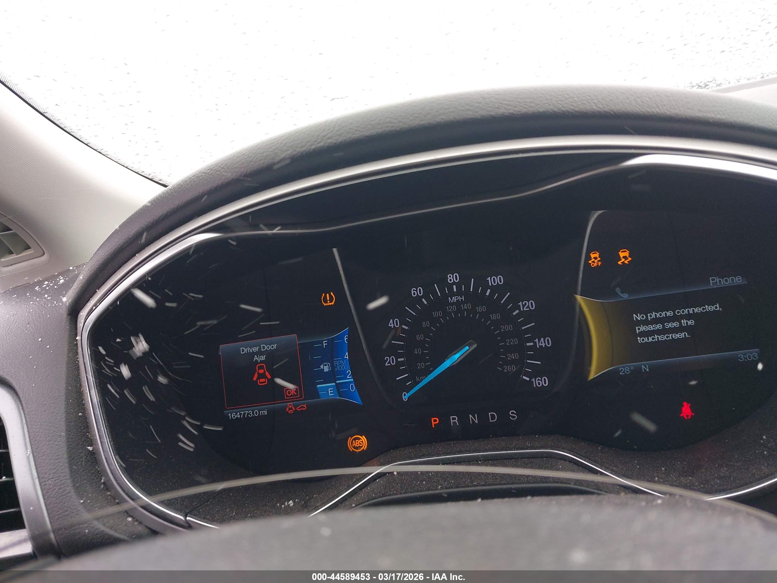 FORD FUSION image 7