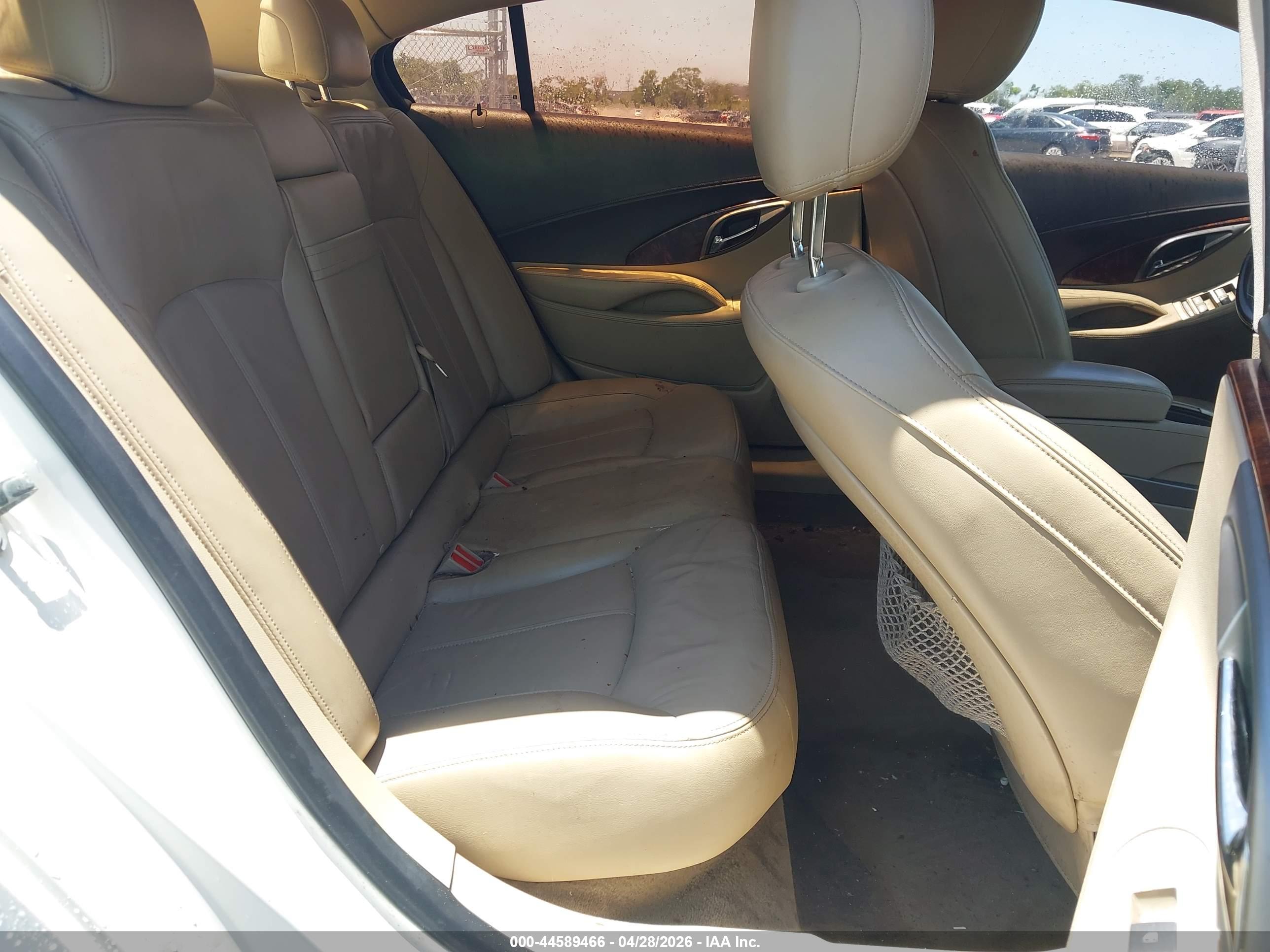 BUICK LACROSSE image 8