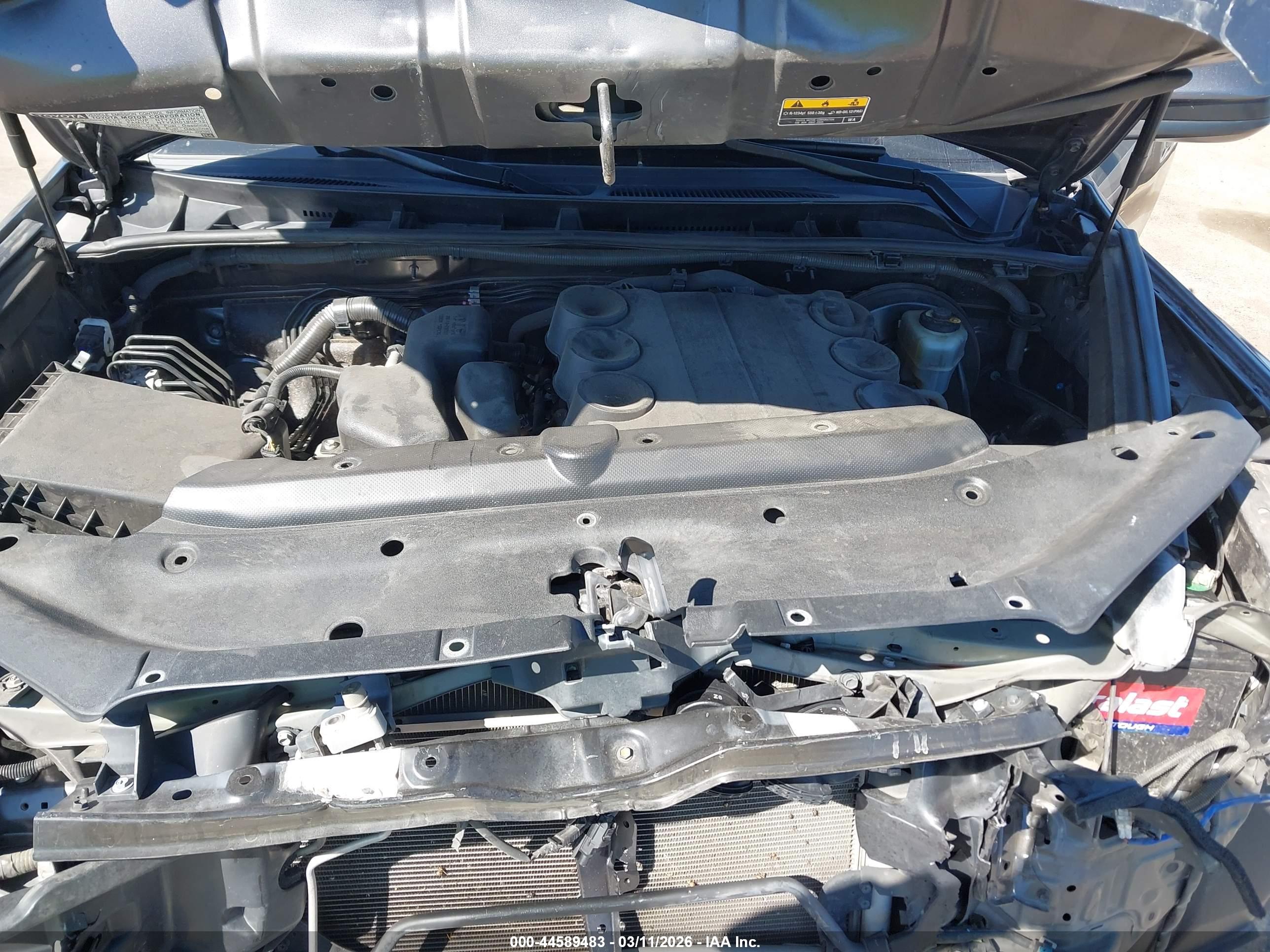 TOYOTA 4RUNNER image 10