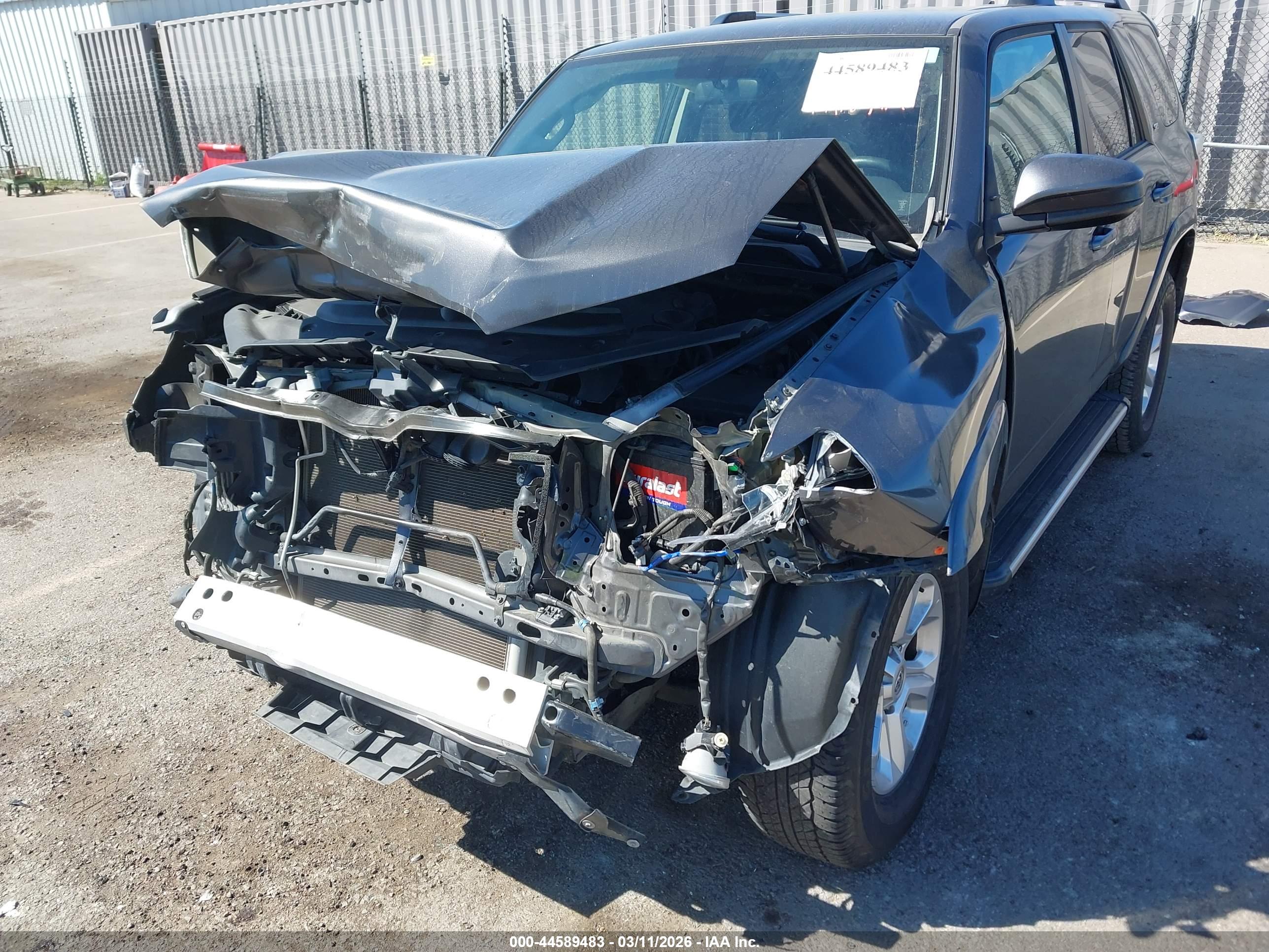 TOYOTA 4RUNNER image 6