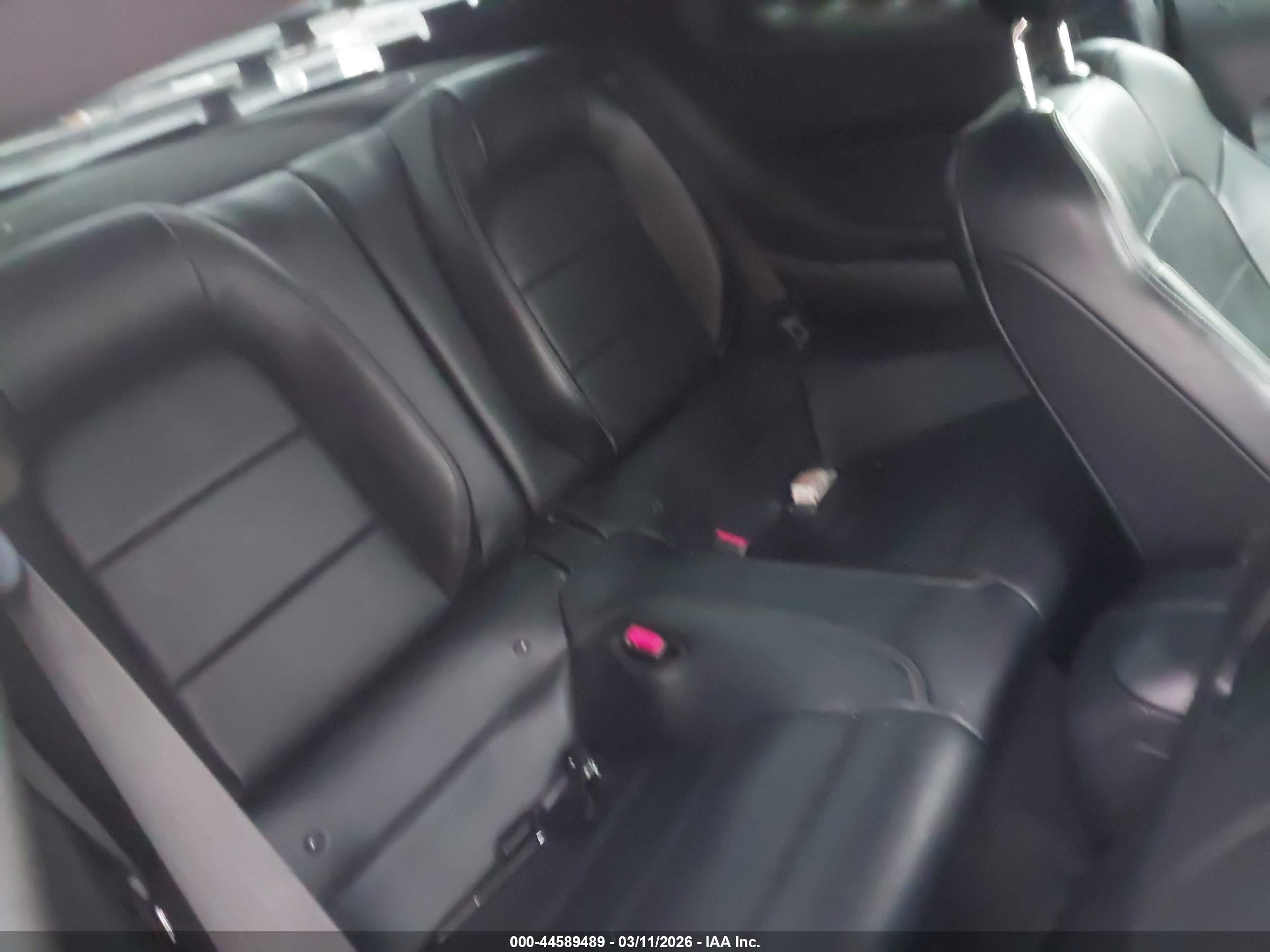 FORD MUSTANG image 8
