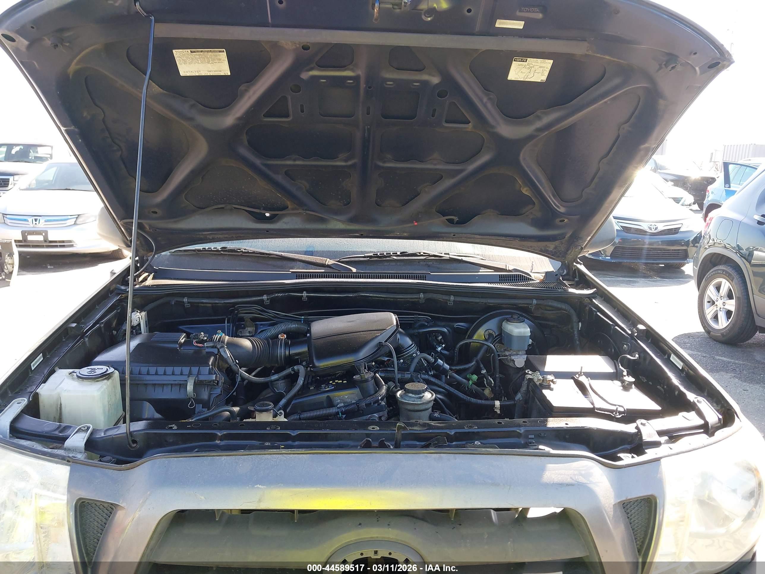 TOYOTA TACOMA image 10