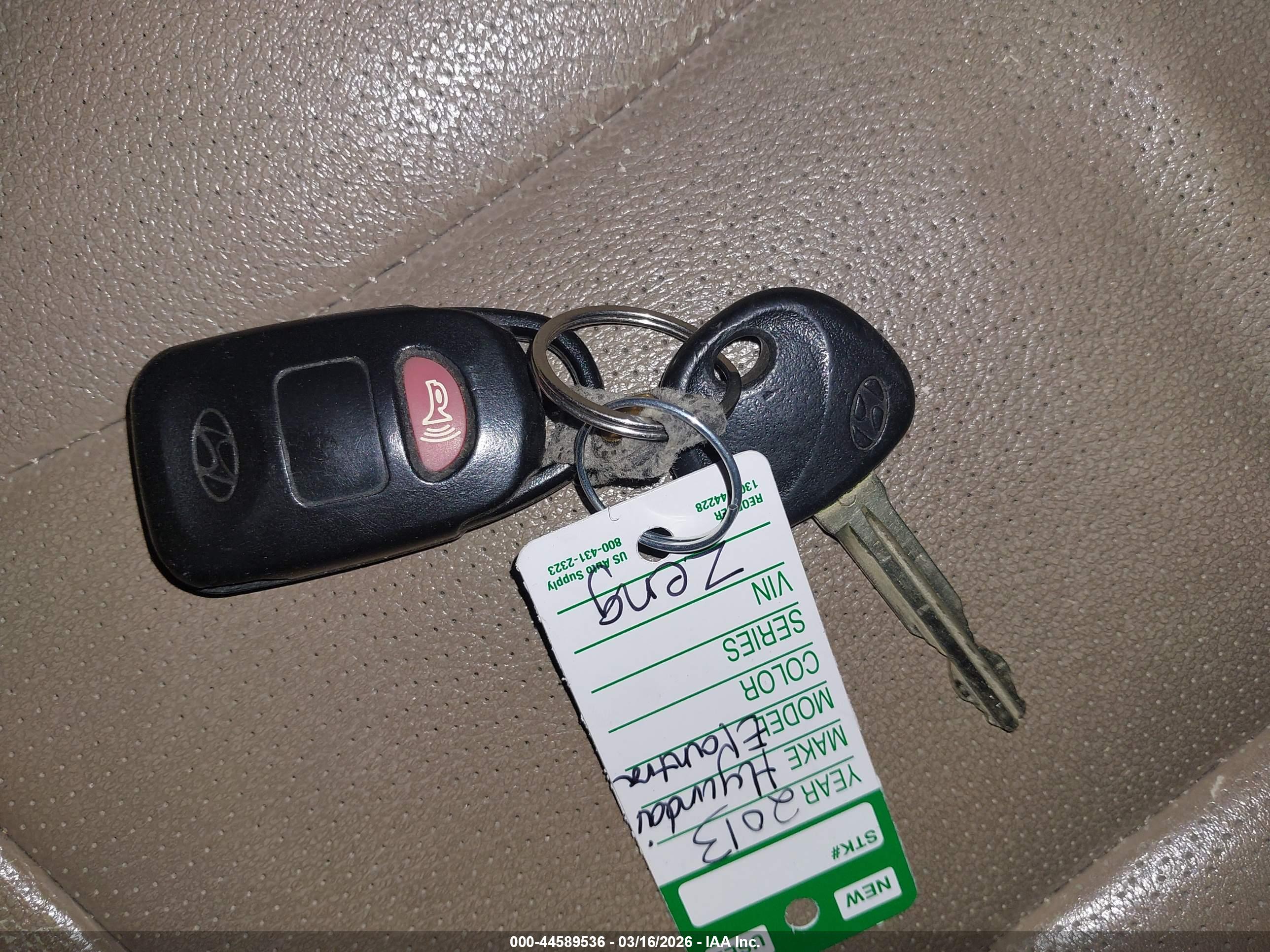 HYUNDAI ELANTRA image 11