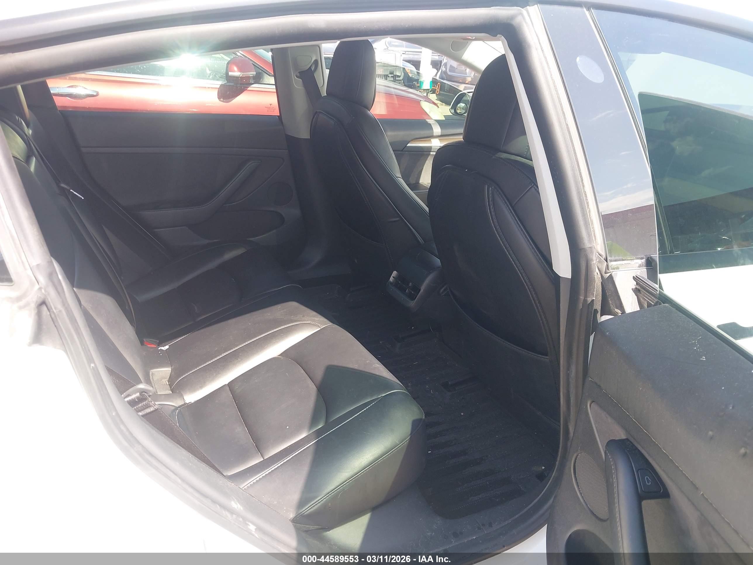 TESLA MODEL image 8