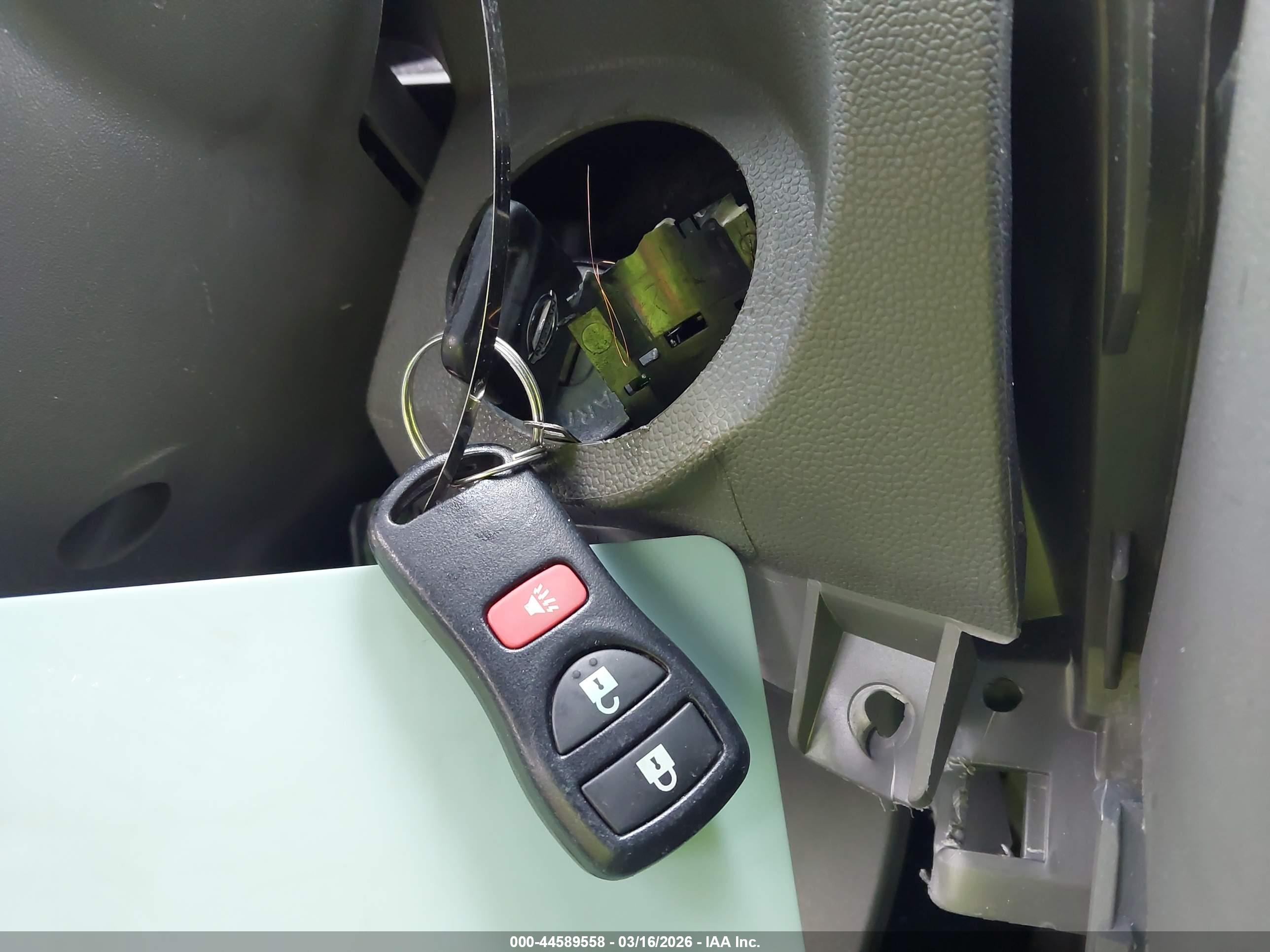 NISSAN FRONTIER image 11