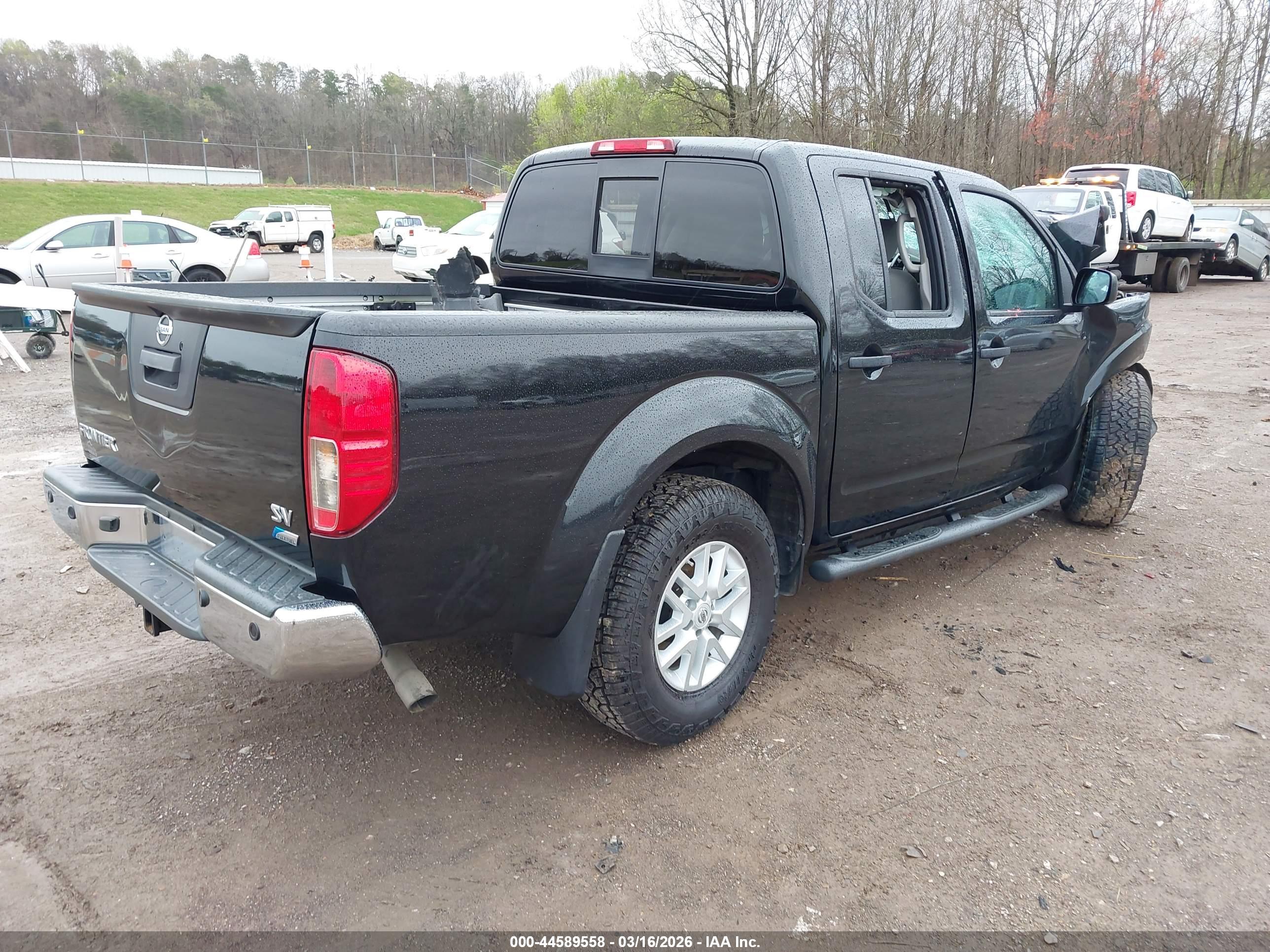 NISSAN FRONTIER image 4