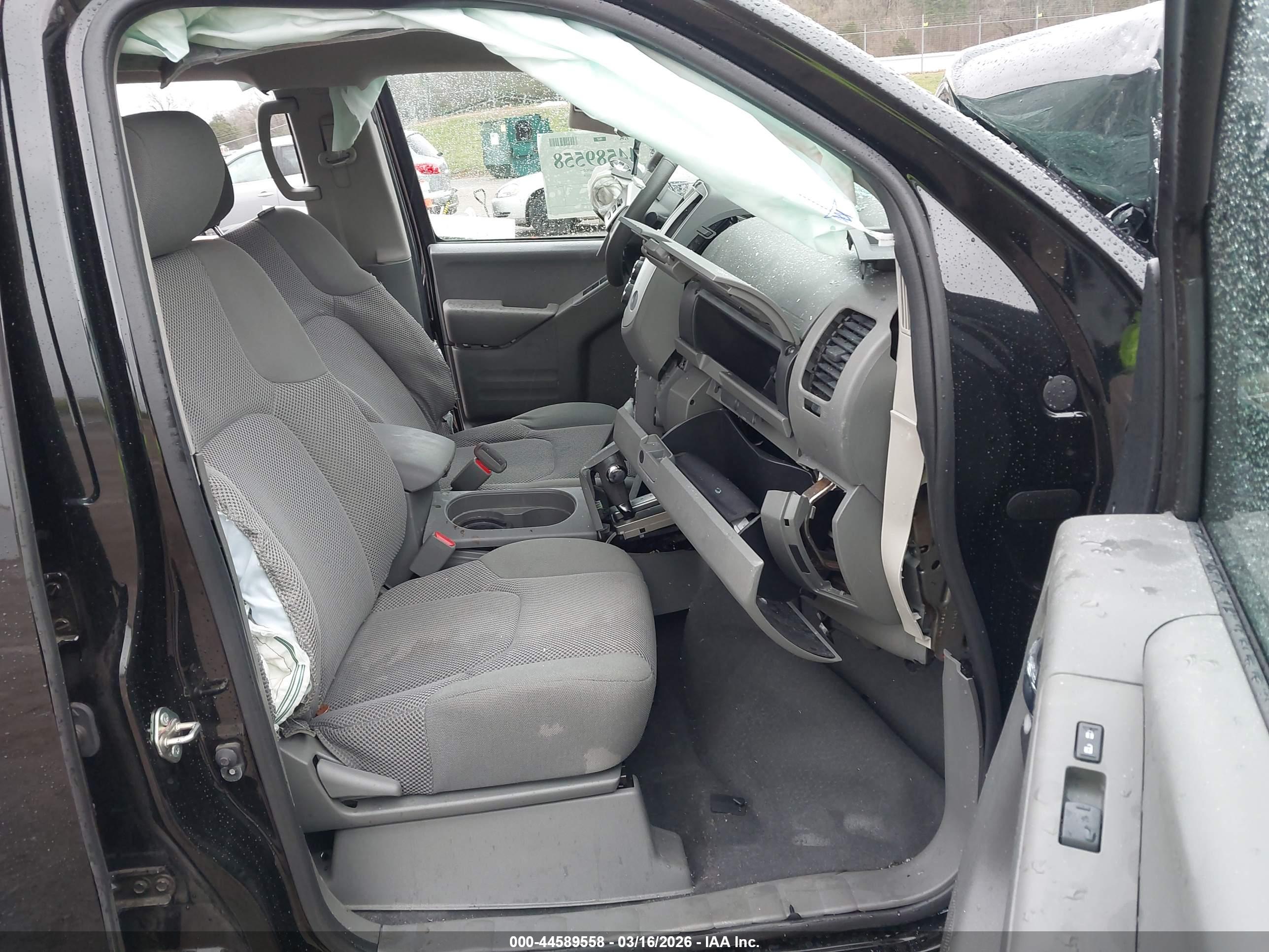 NISSAN FRONTIER image 5