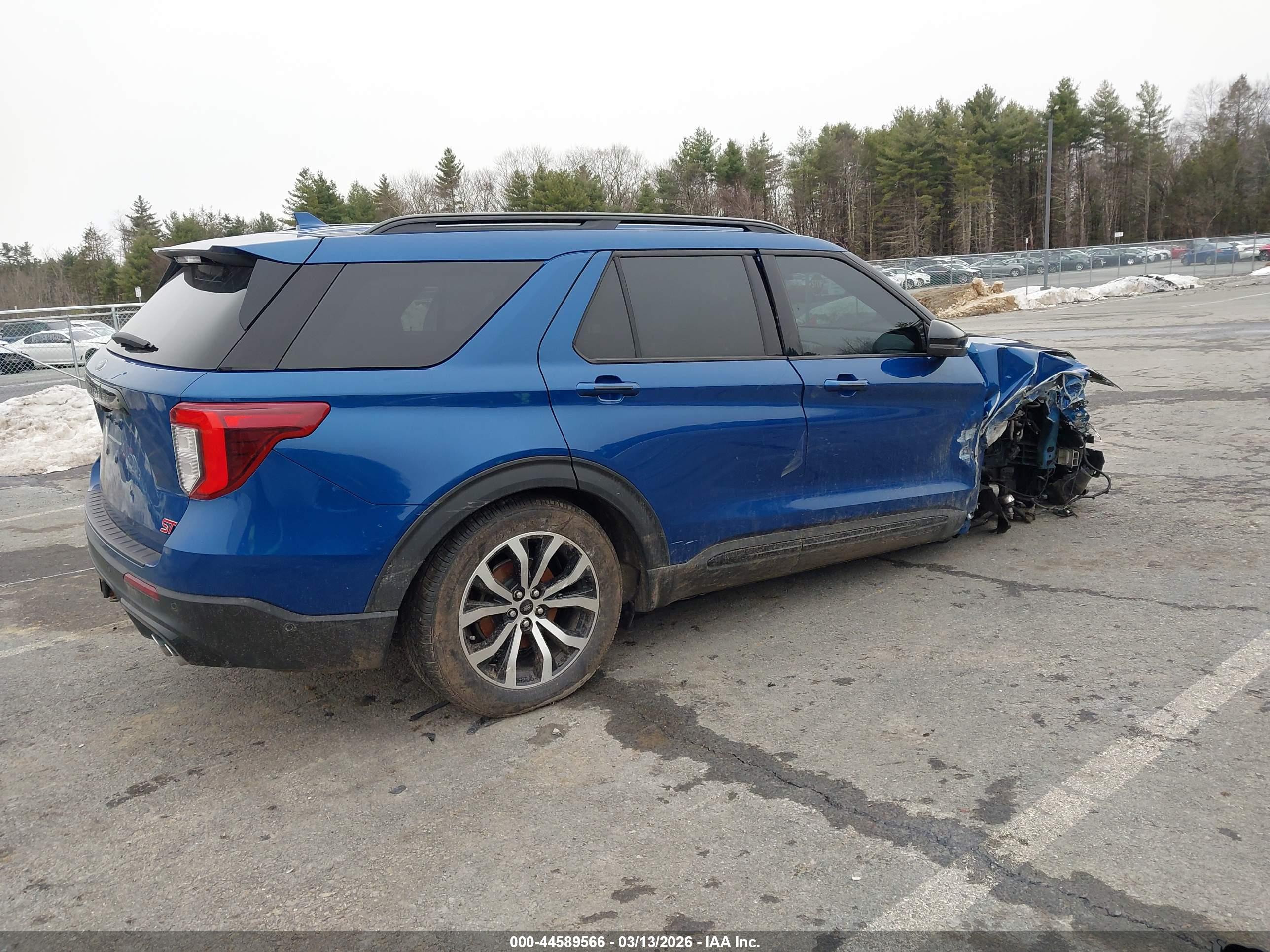 FORD EXPLORER image 4
