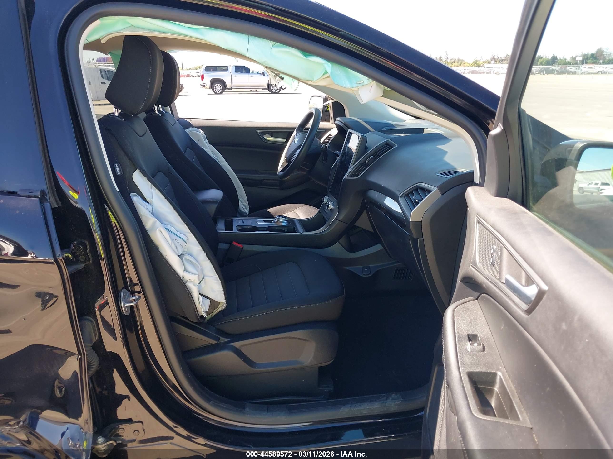 FORD EDGE image 5