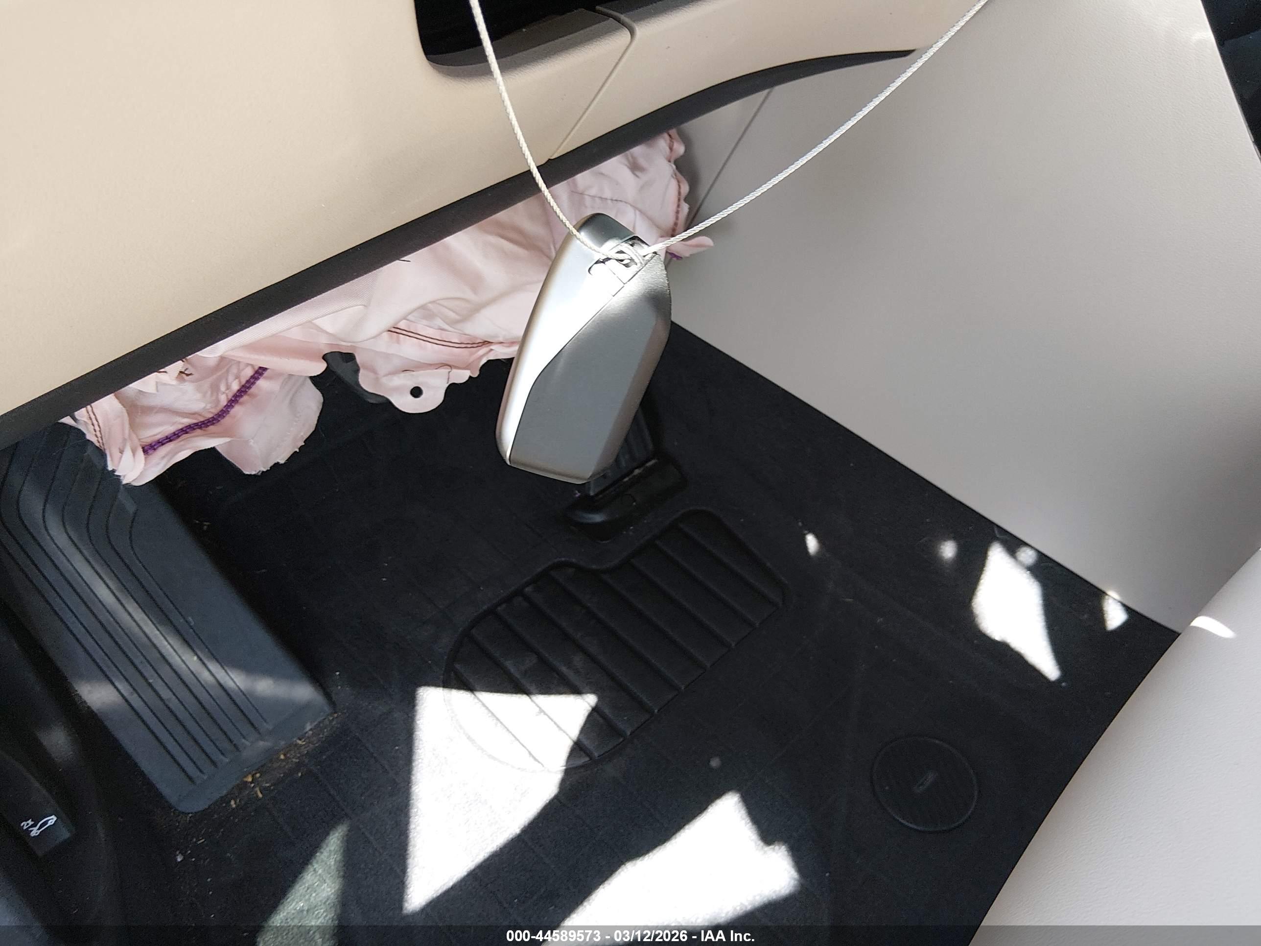 BMW X1 image 11