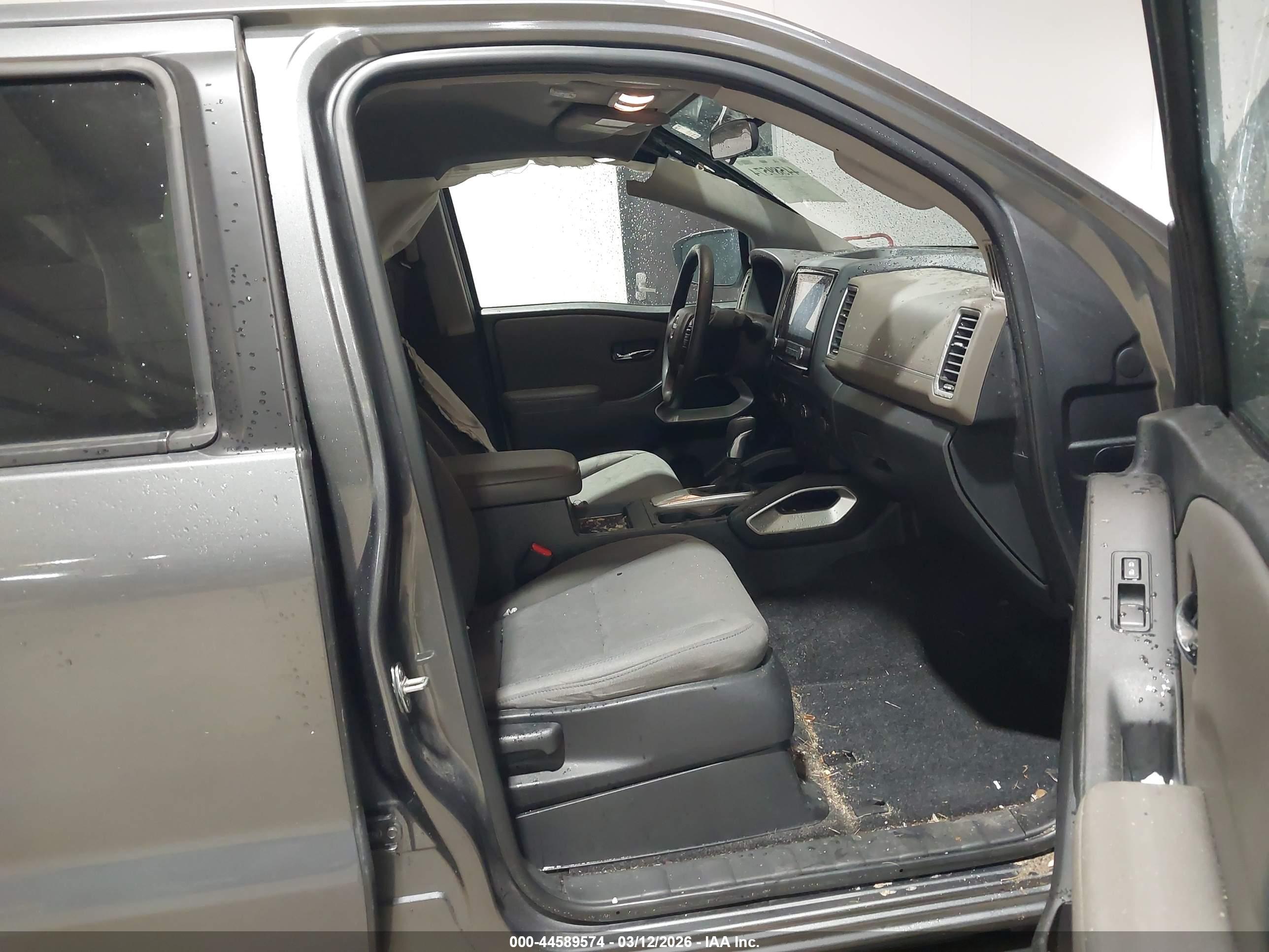 NISSAN FRONTIER image 5