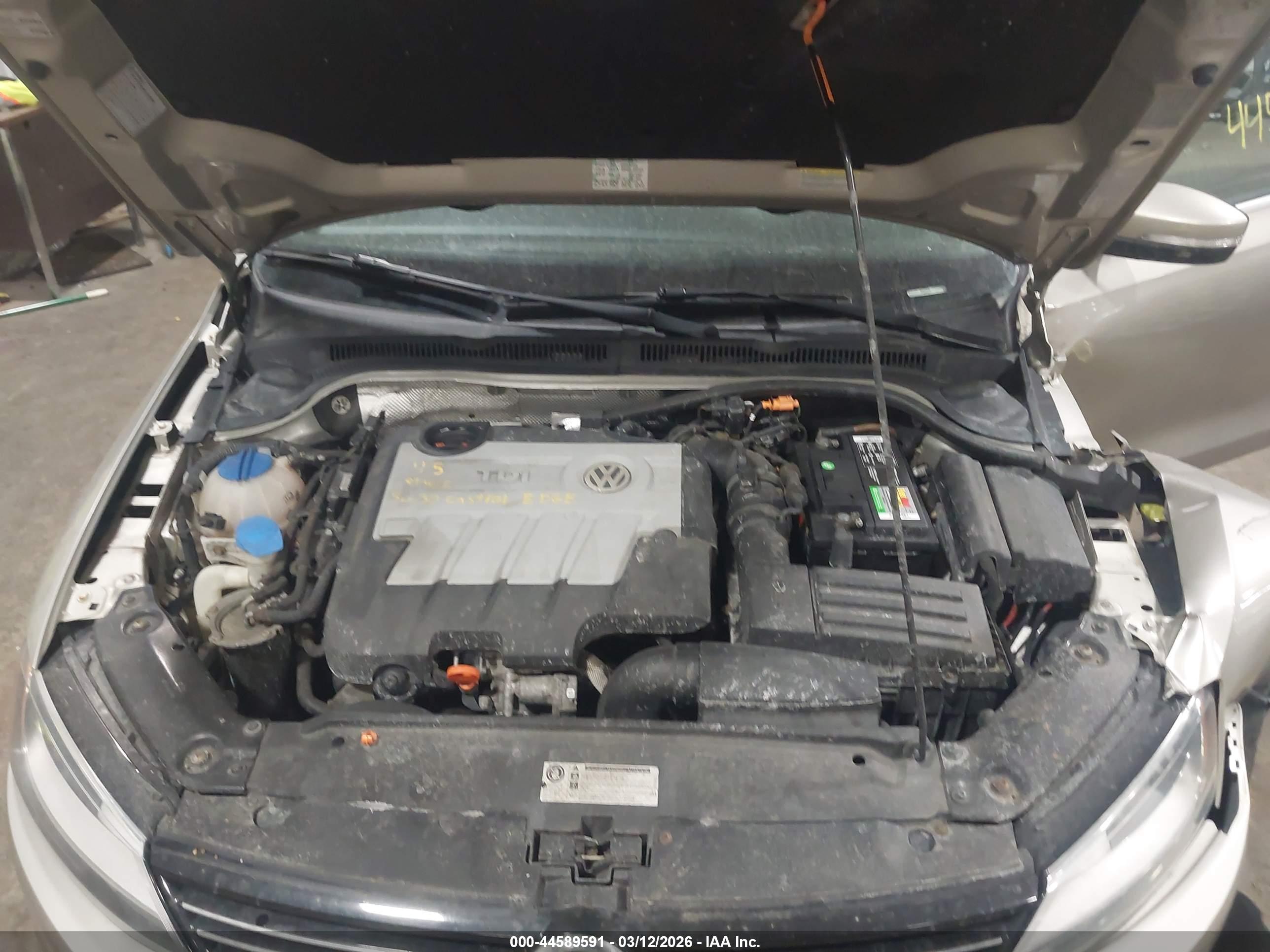 VOLKSWAGEN JETTA image 10
