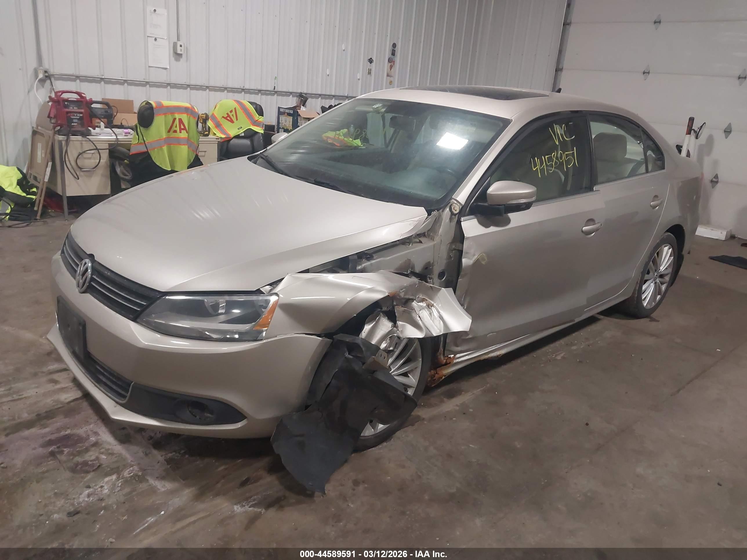 VOLKSWAGEN JETTA image 2