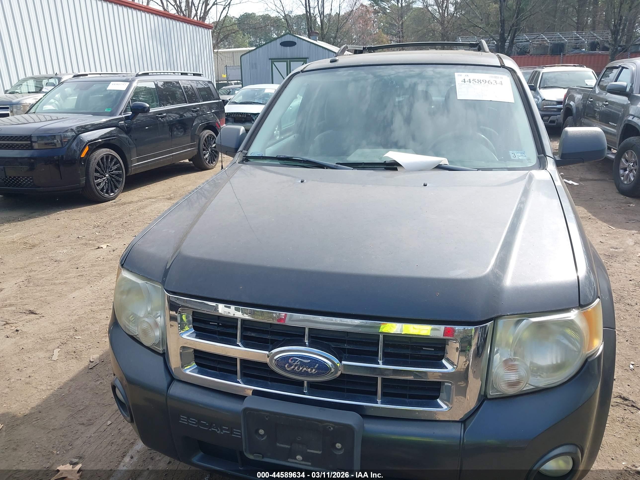 FORD ESCAPE image 6