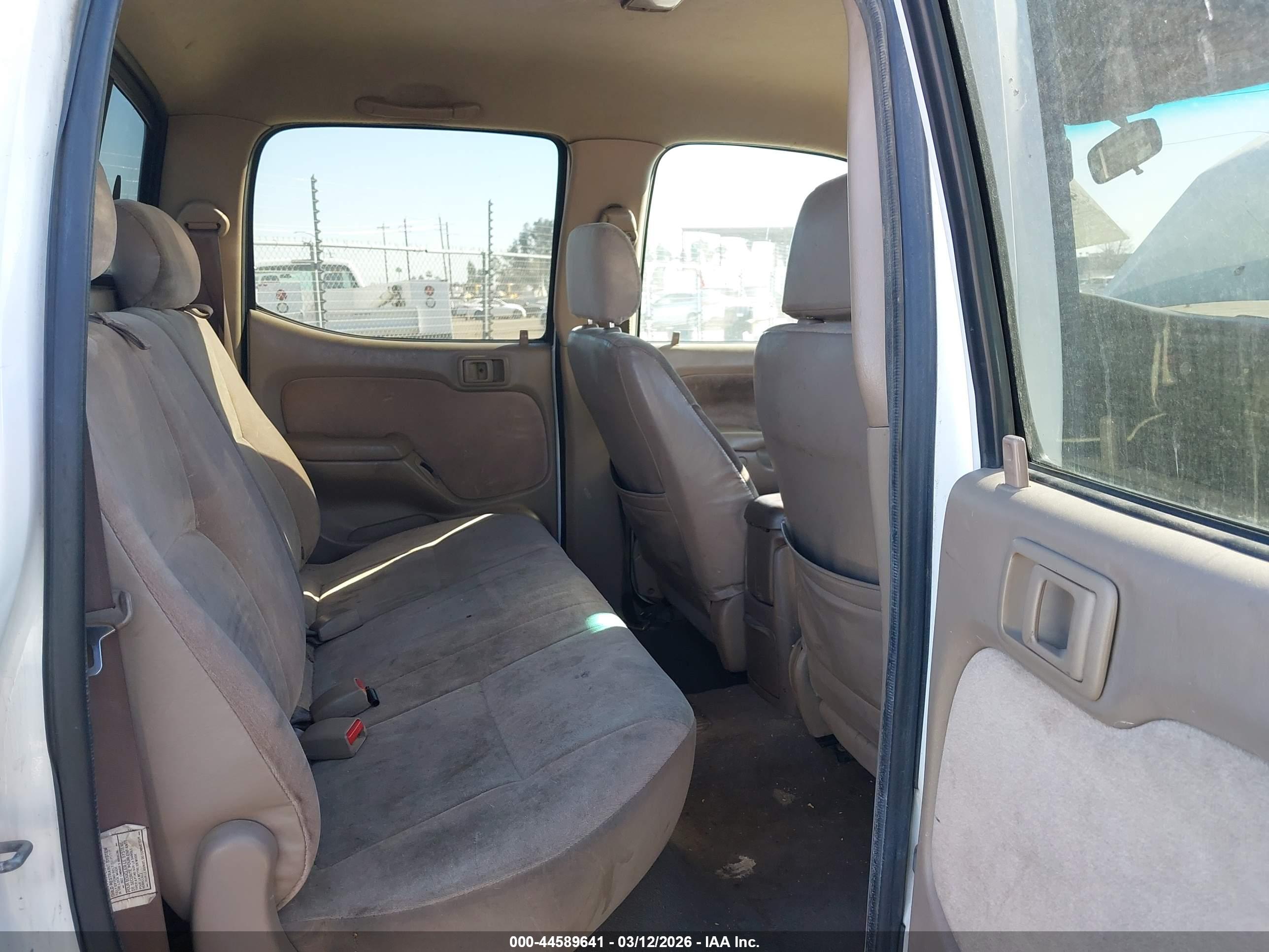 TOYOTA TACOMA image 8