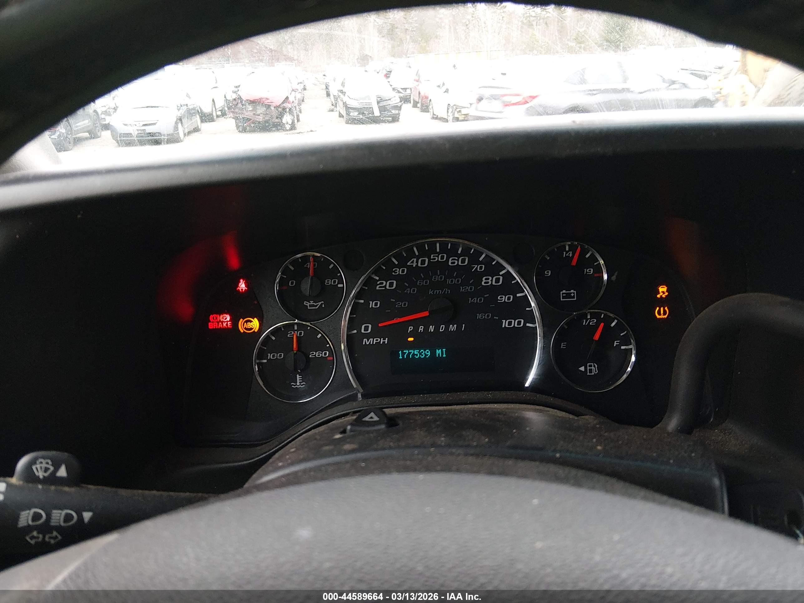 CHEVROLET EXPRESS image 7