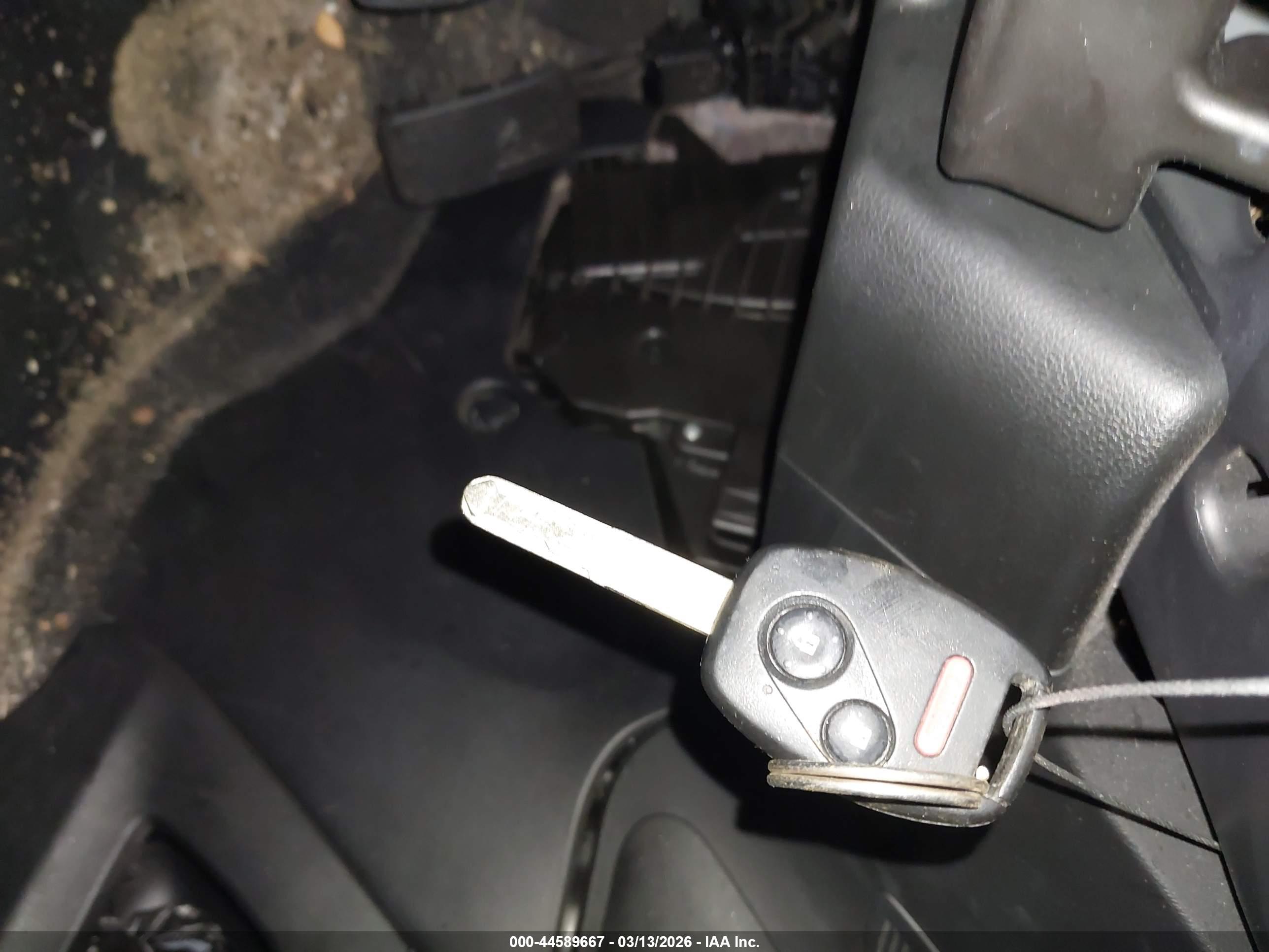 HONDA CR-V image 11