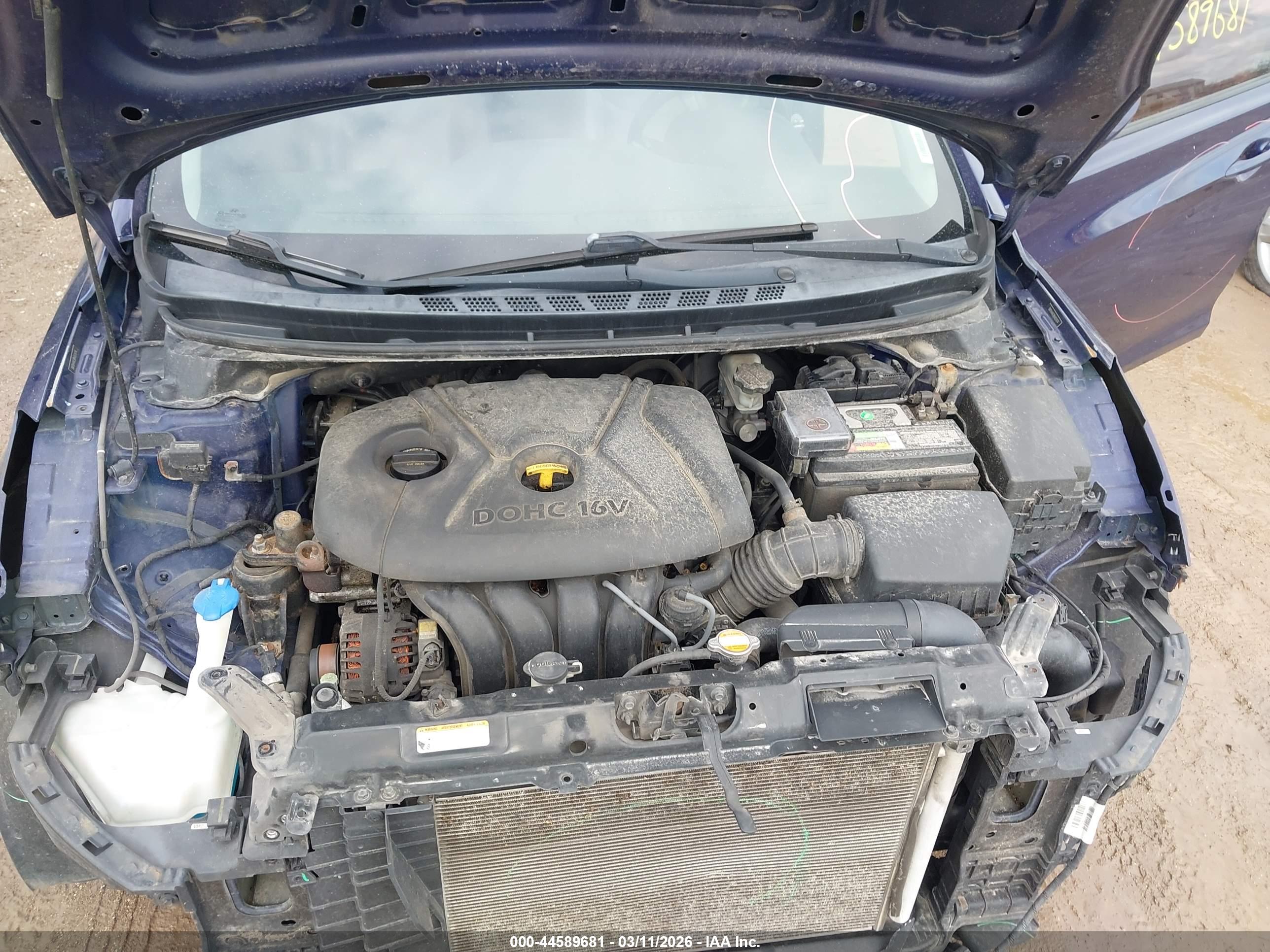 HYUNDAI ELANTRA image 10