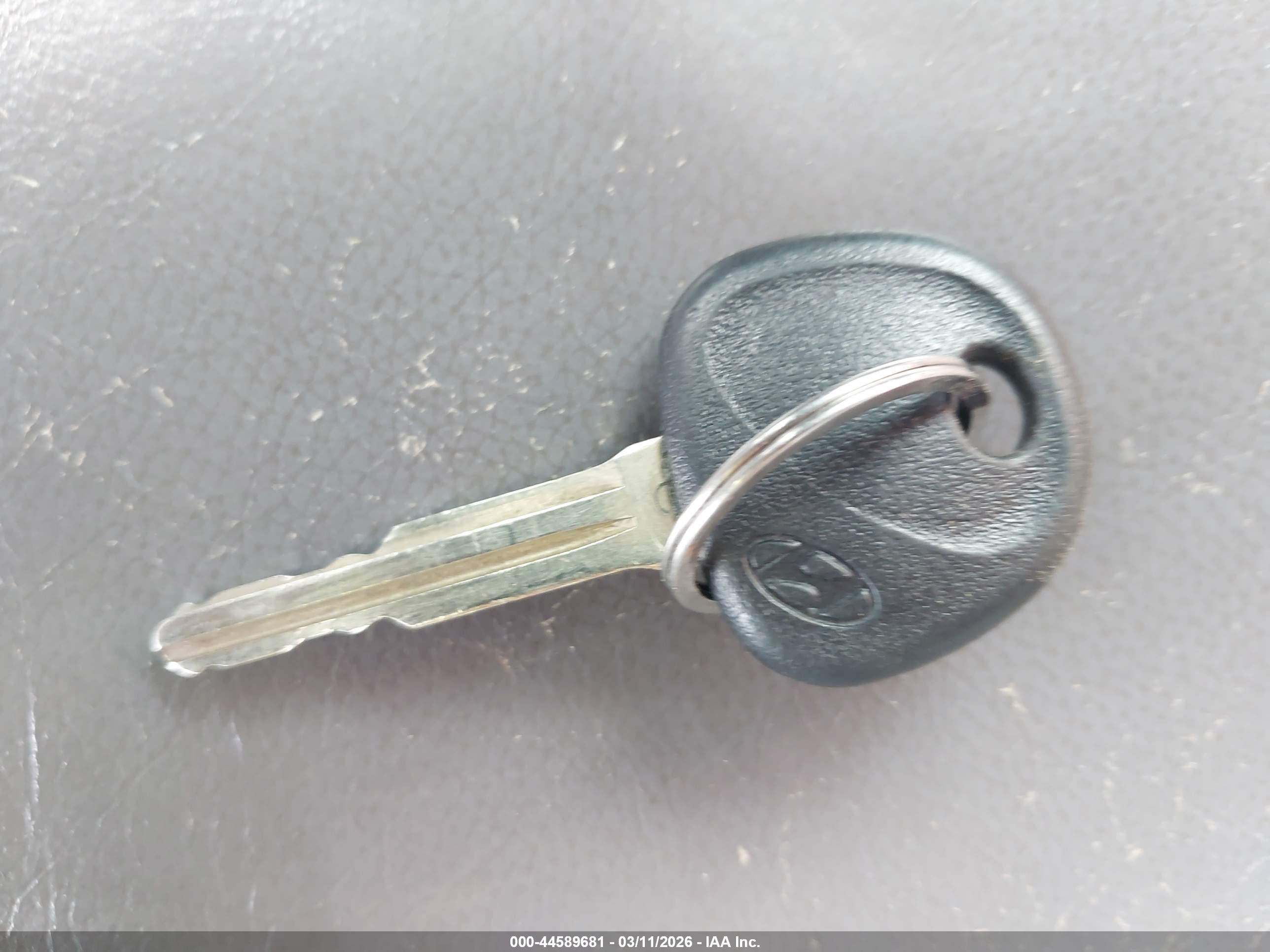 HYUNDAI ELANTRA image 11