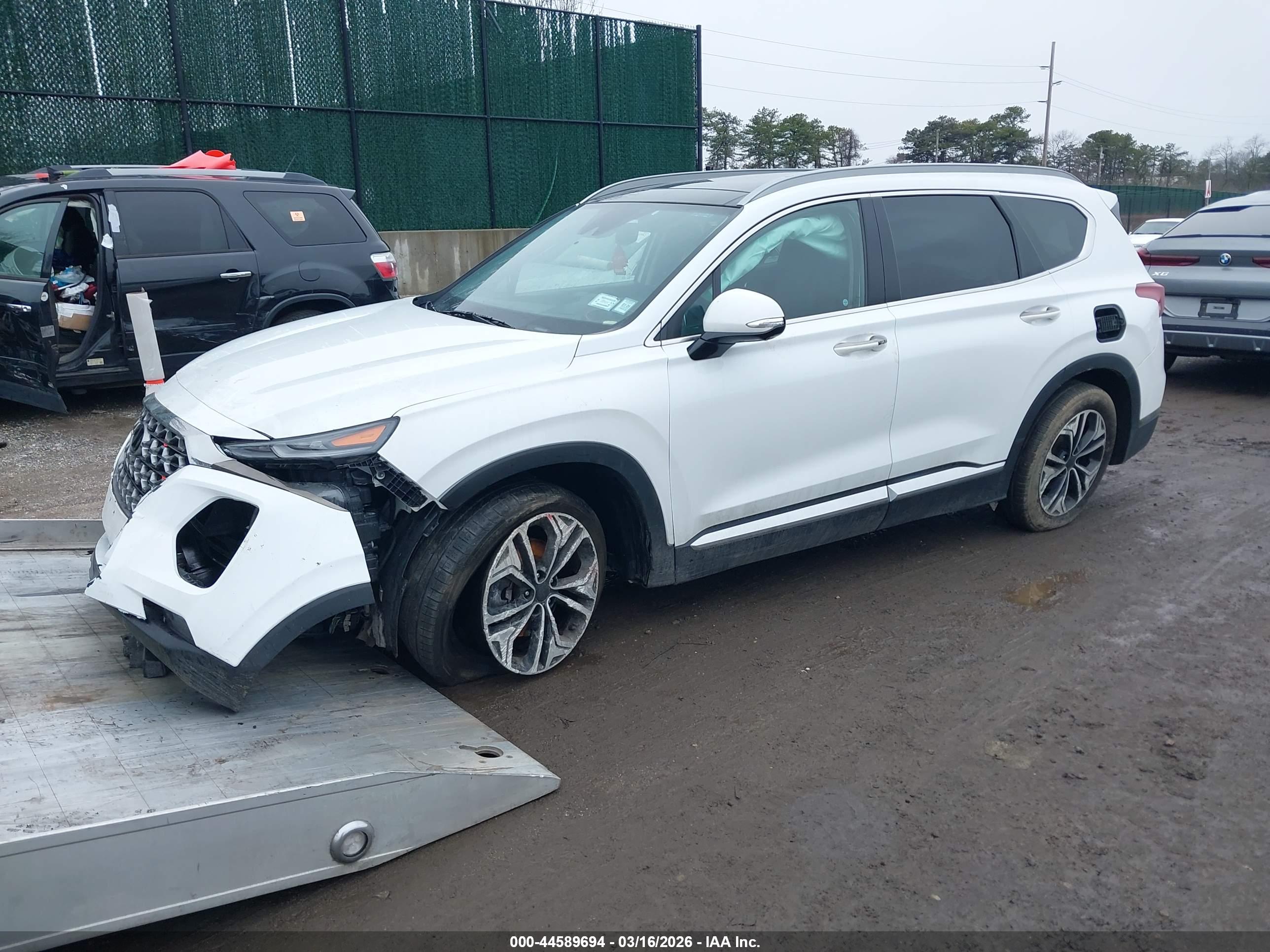 HYUNDAI SANTA image 2
