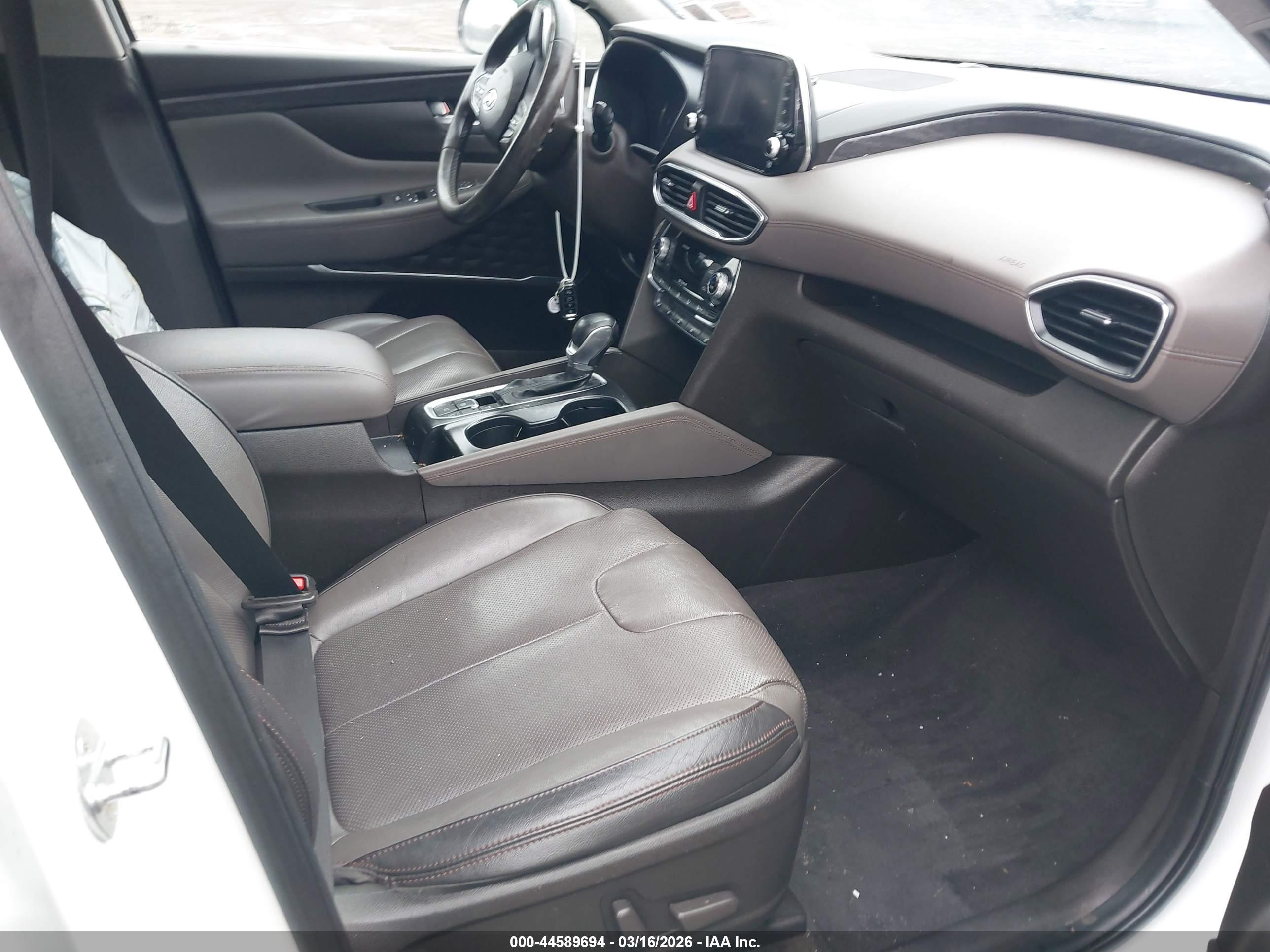 HYUNDAI SANTA image 5
