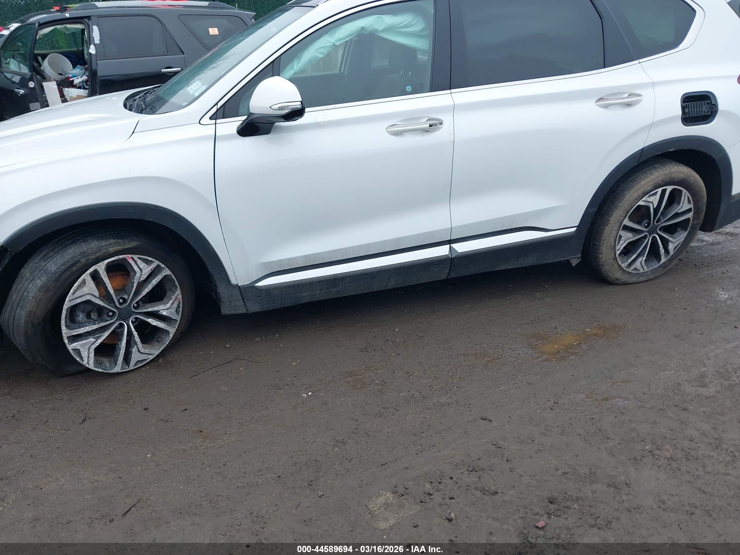 HYUNDAI SANTA image 6