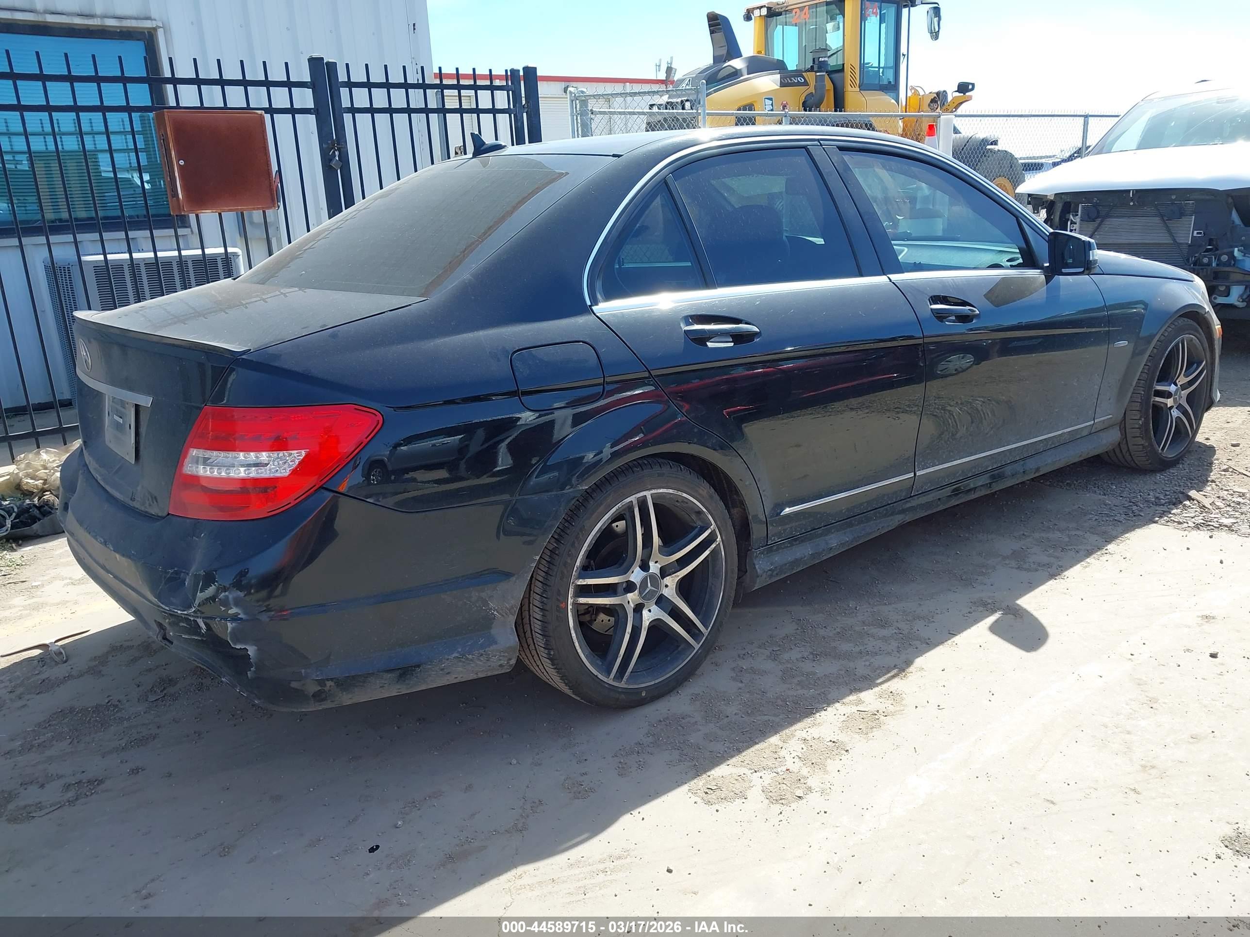 MERCEDES-BENZ C image 4