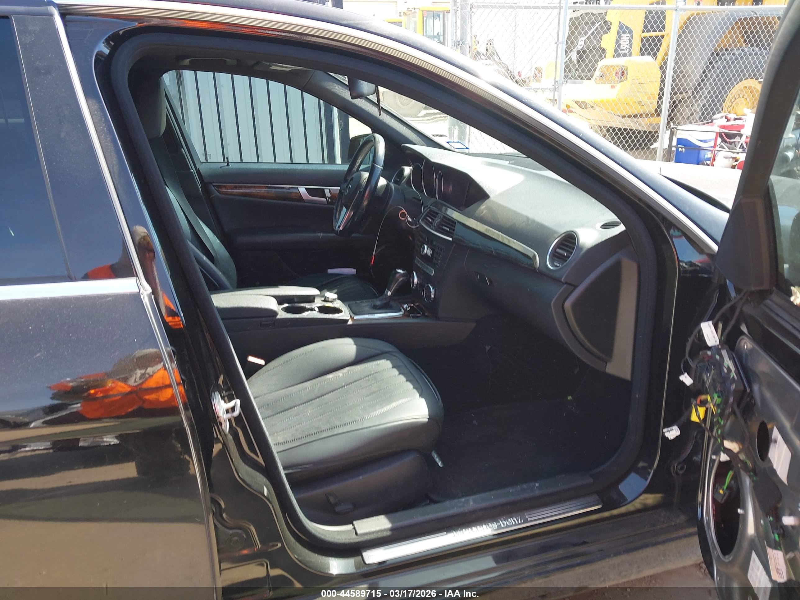 MERCEDES-BENZ C image 5
