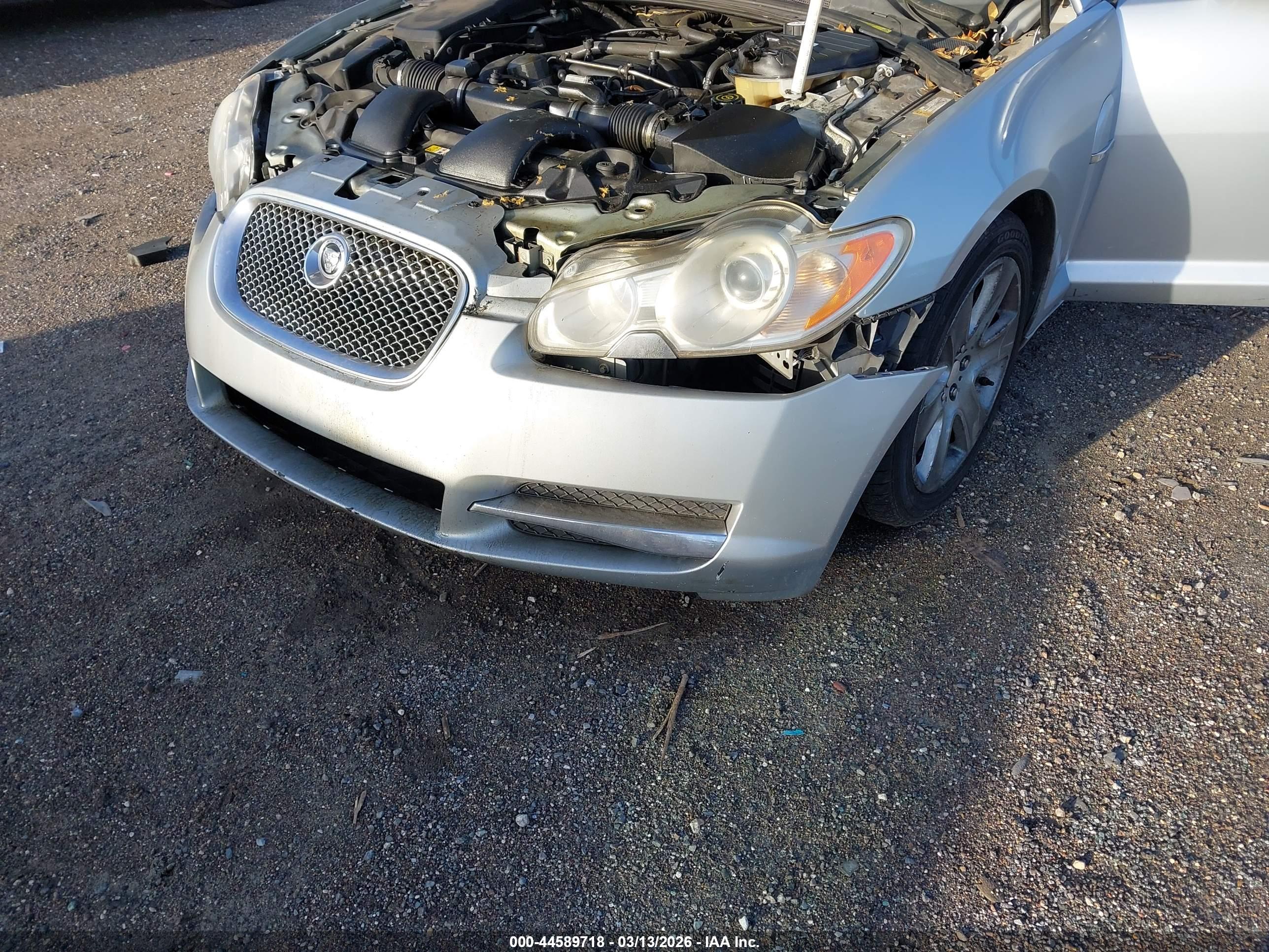 JAGUAR XF image 6