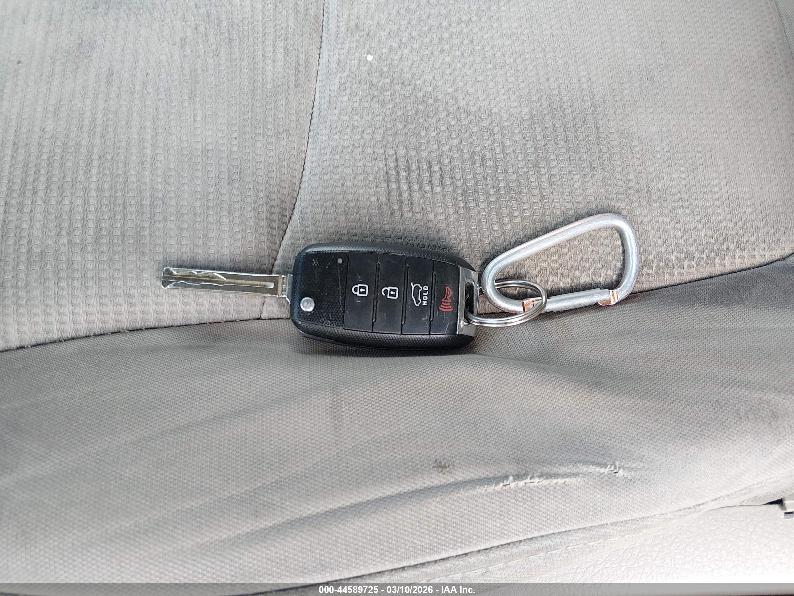 KIA SORENTO image 11