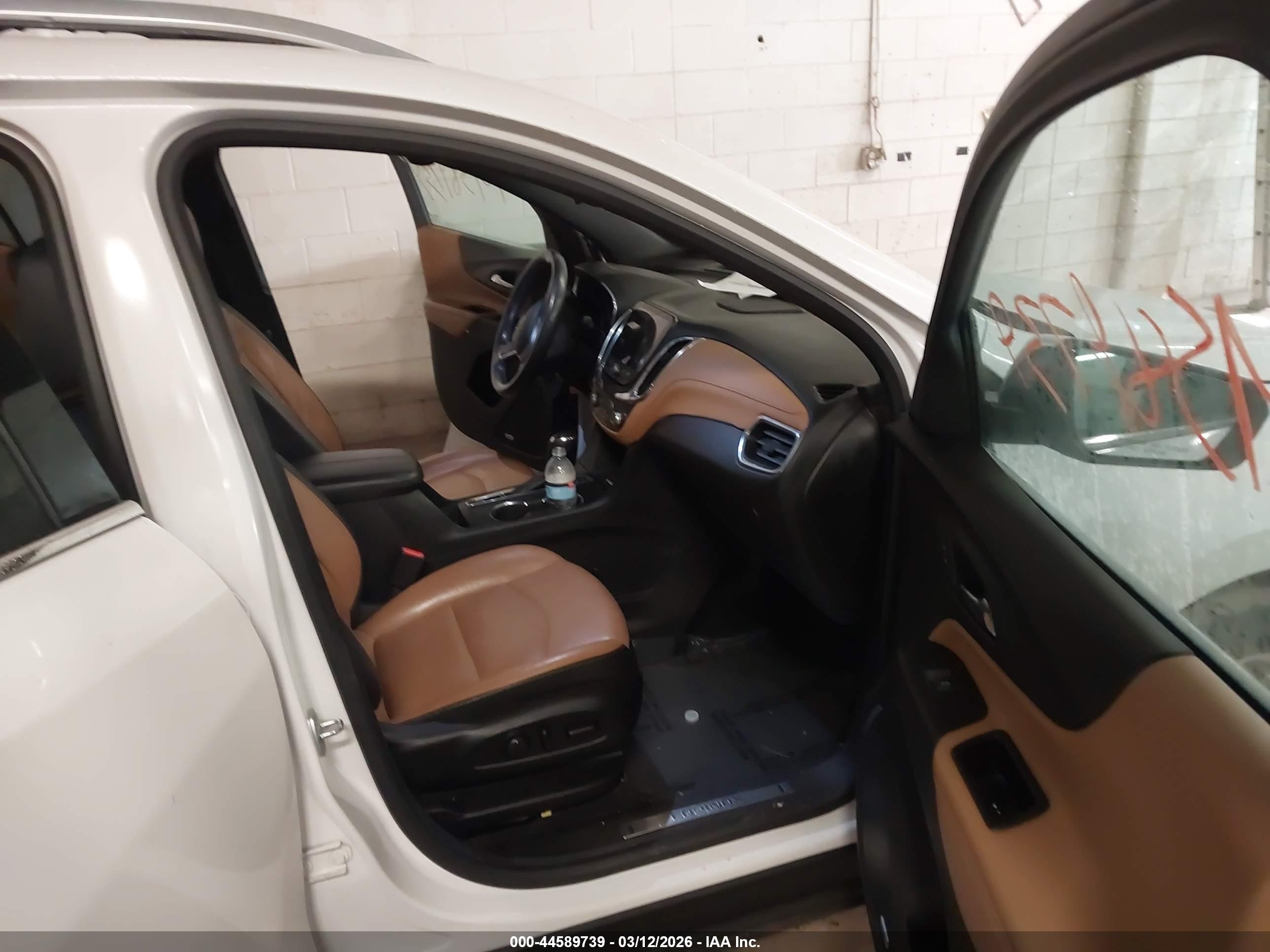 CHEVROLET EQUINOX image 5